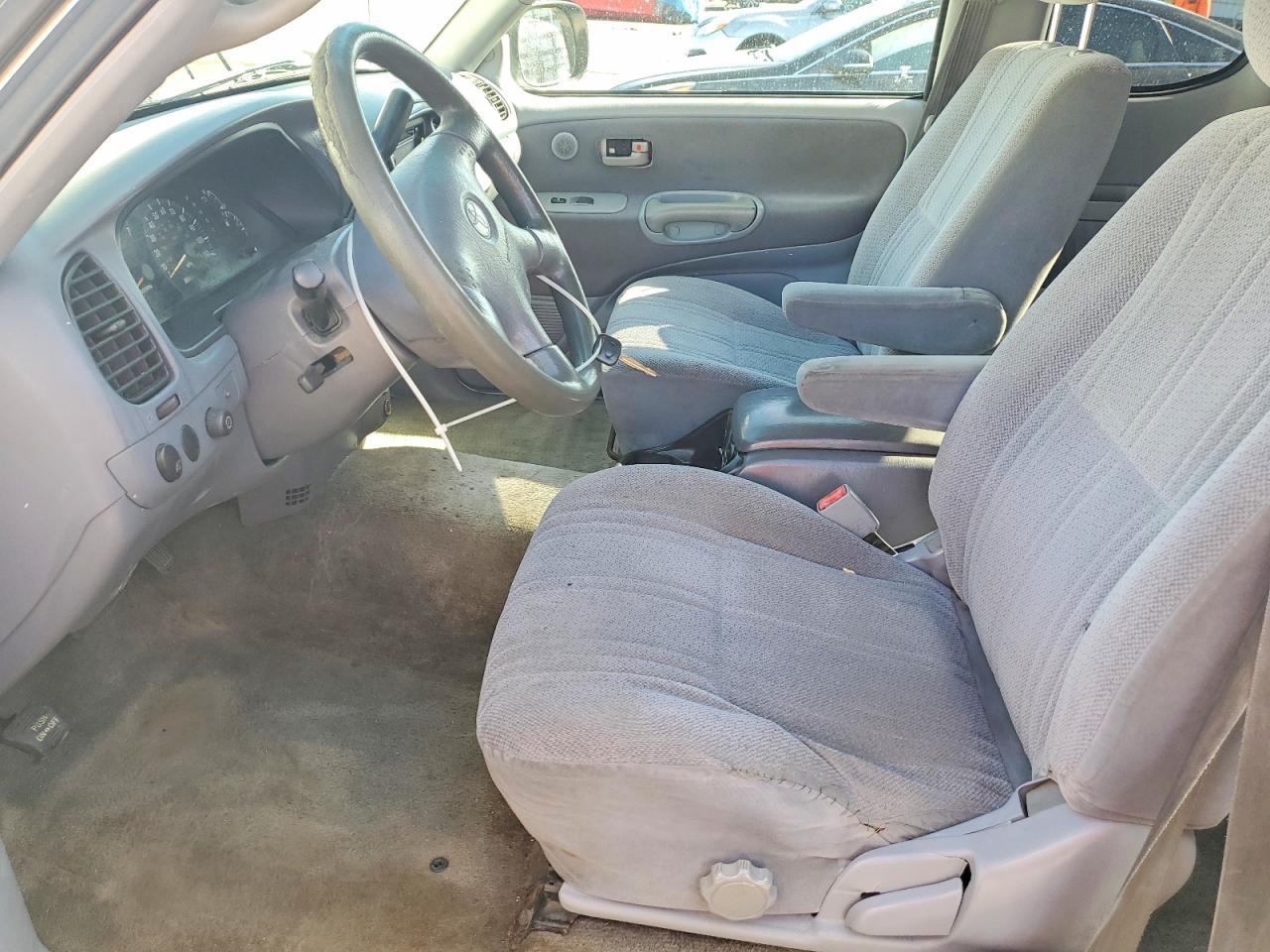 2001 TOYOTA TUNDRA
