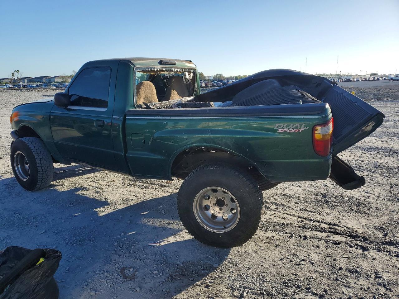 2001 MAZDA B3000