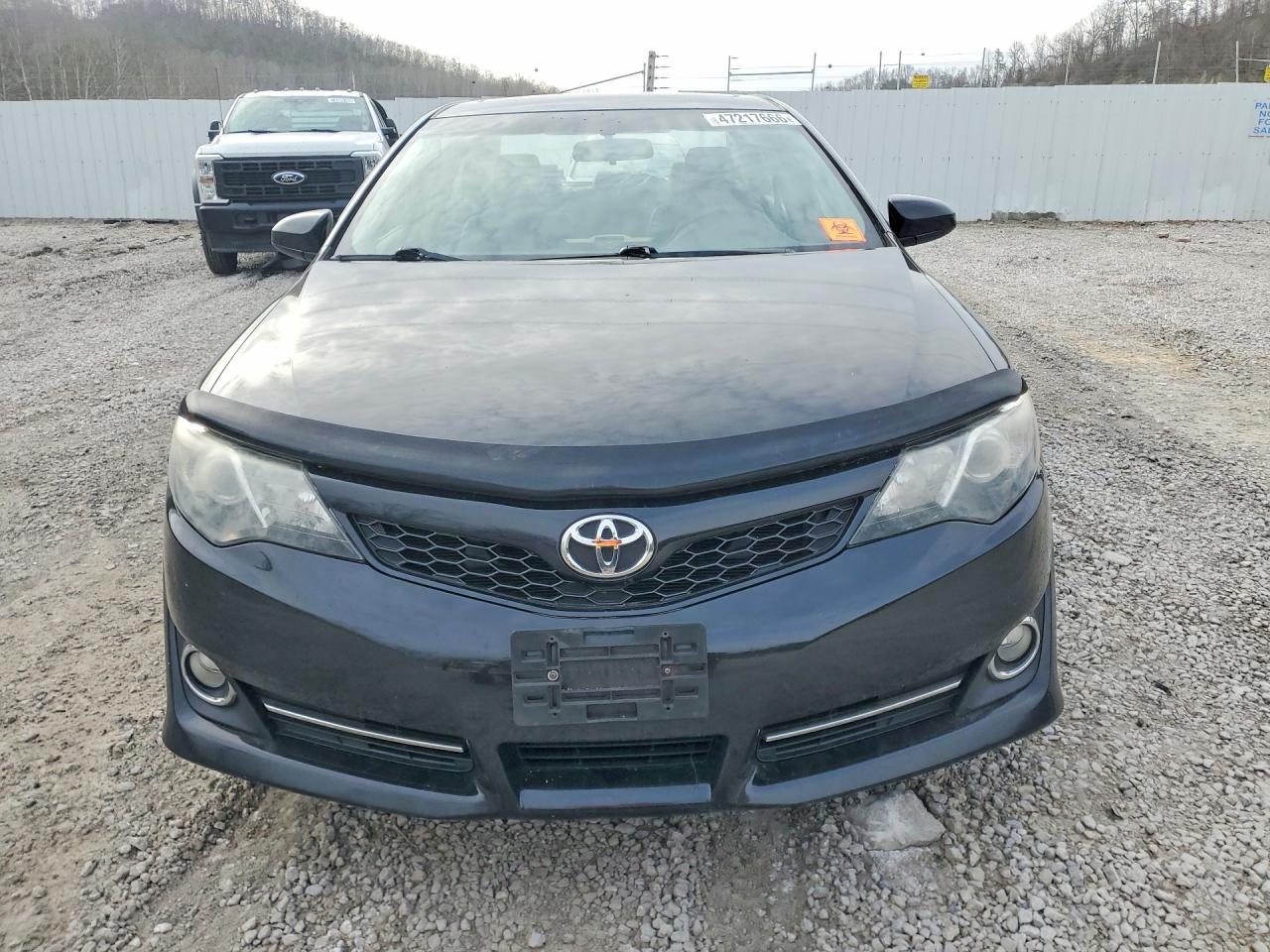 2014 TOYOTA CAMRY