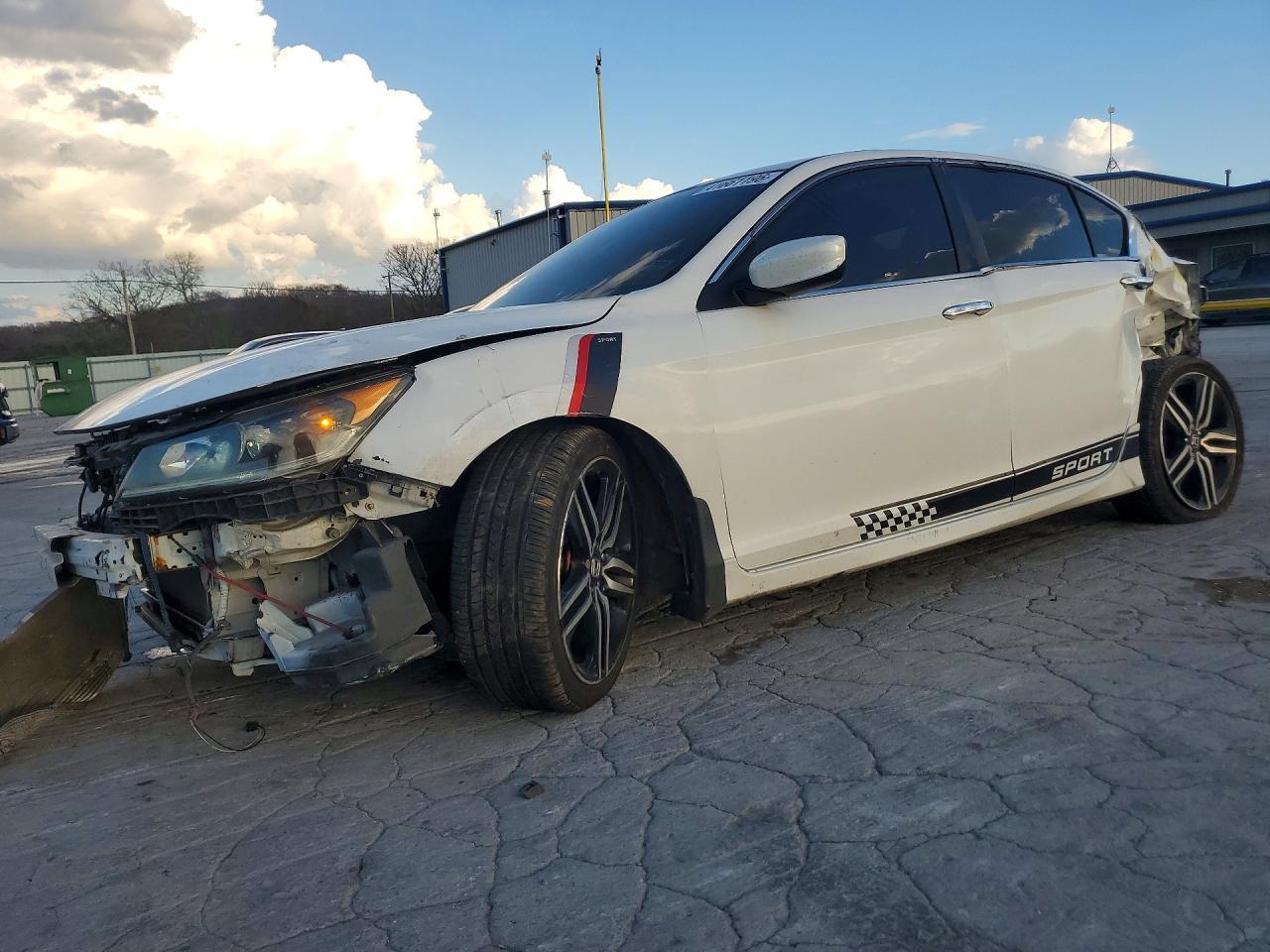 2017 HONDA ACCORD
