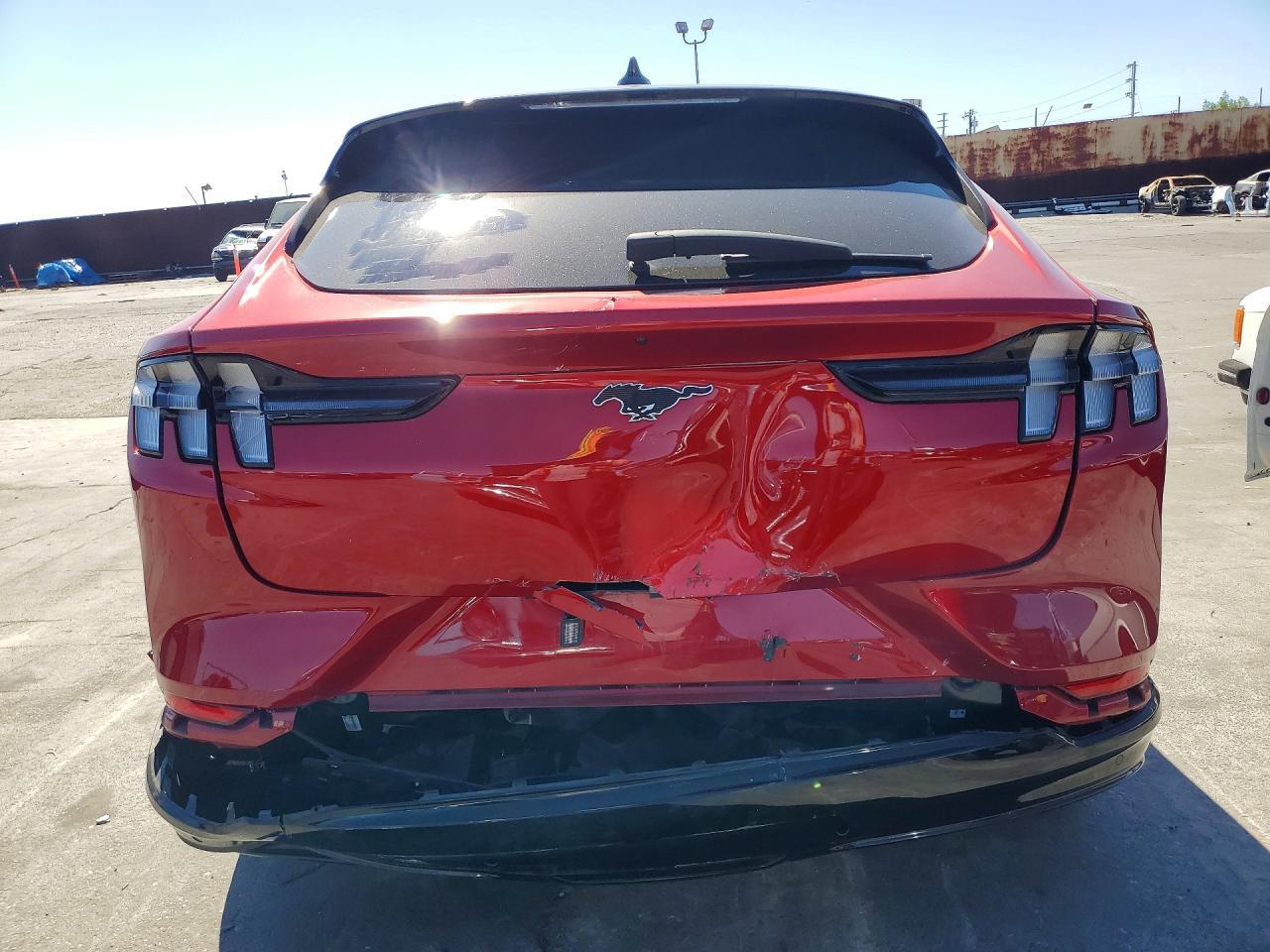 2022 FORD Mustang Mach-E