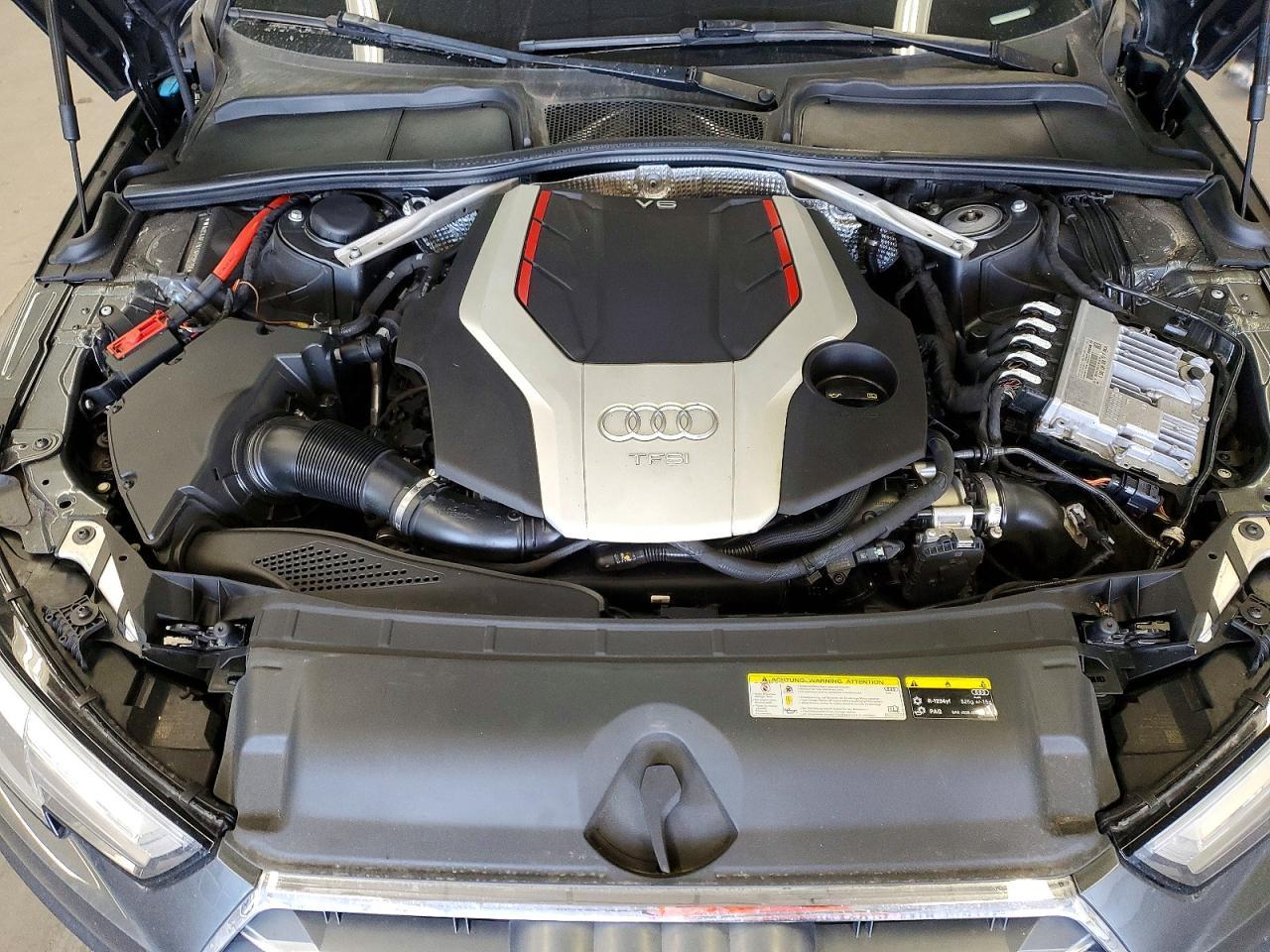 2018 AUDI S4