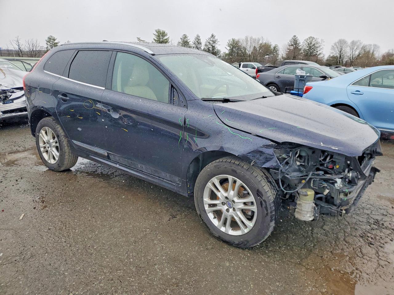 2016 VOLVO XC60