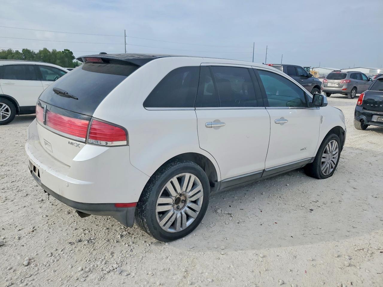 2010 LINCOLN MKX