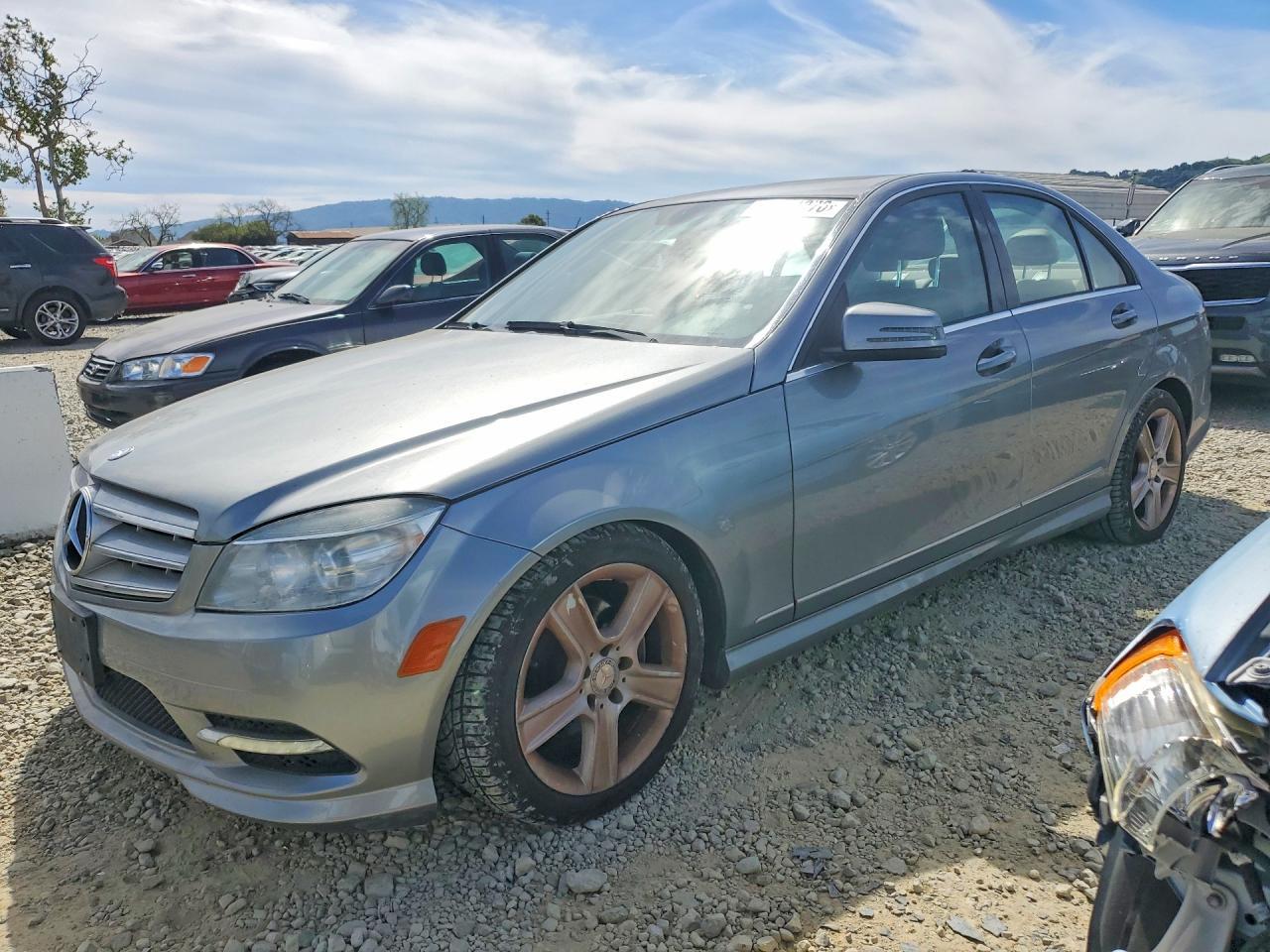 2011 MERCEDES-BENZ C-CLASS