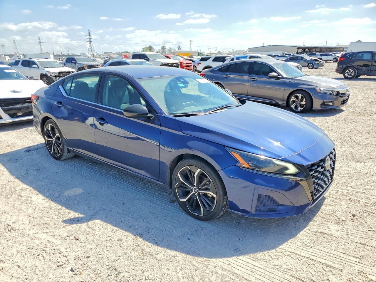 2023 NISSAN ALTIMA