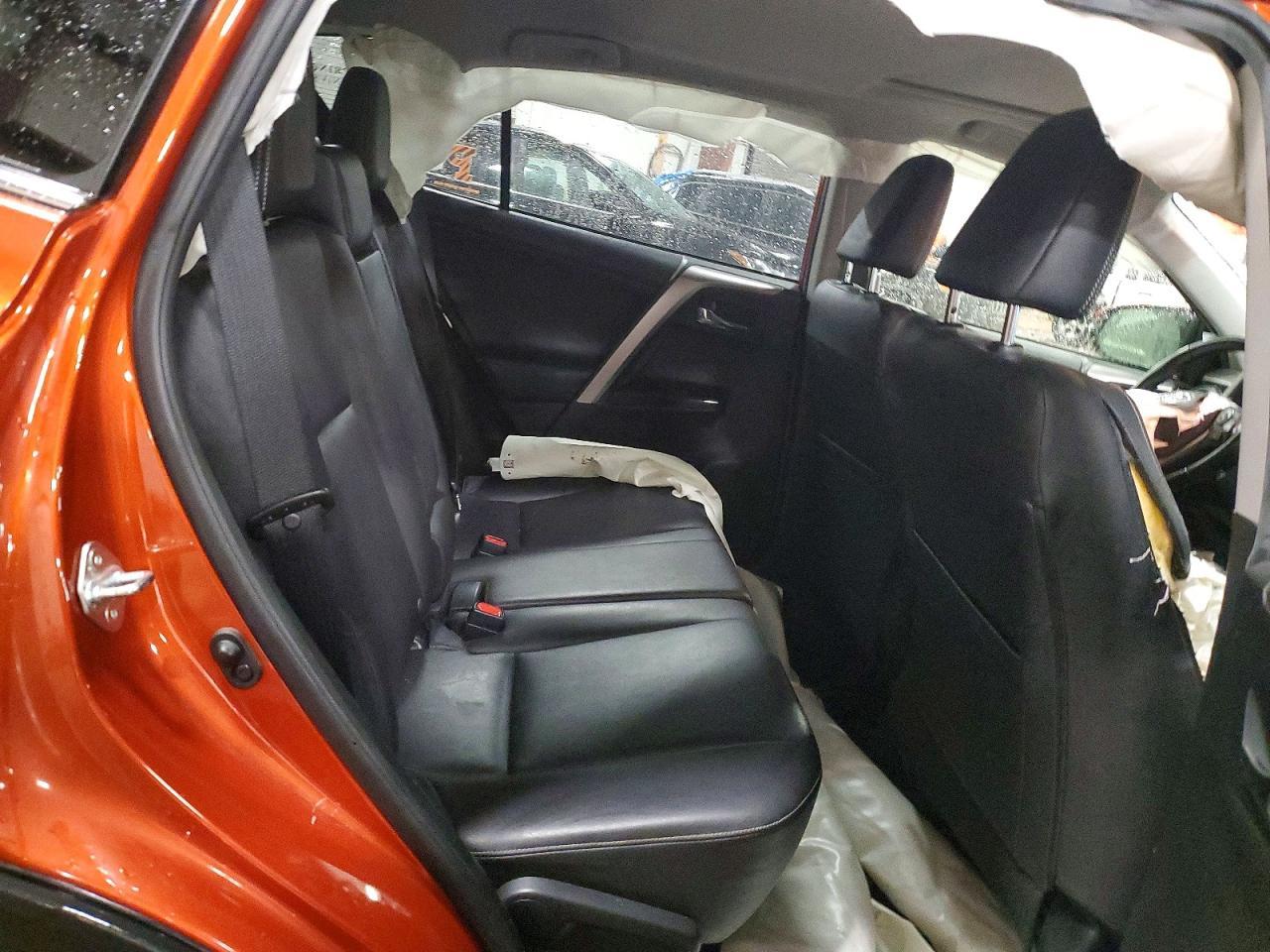 2016 TOYOTA RAV4
