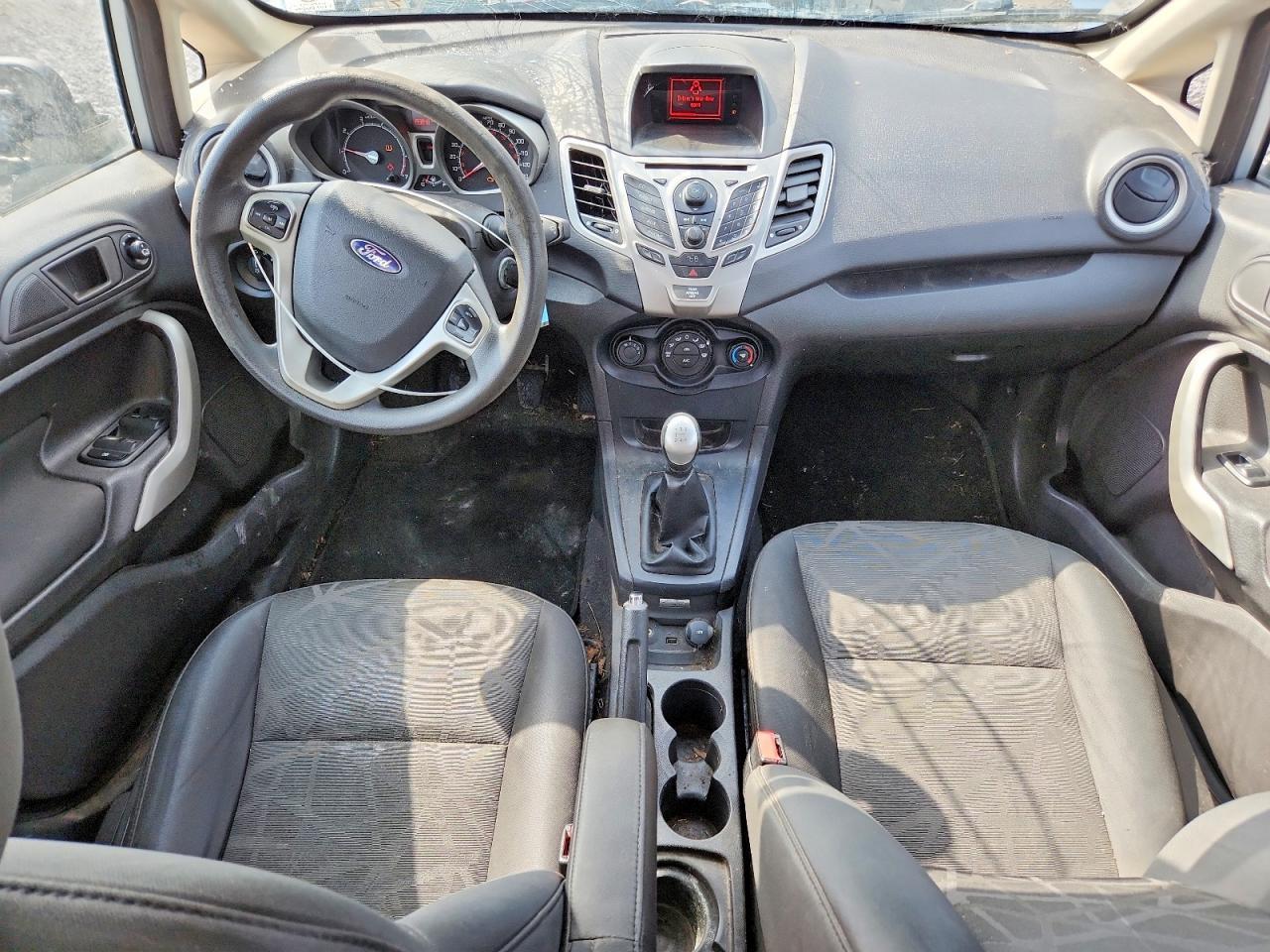 2012 FORD Fiesta