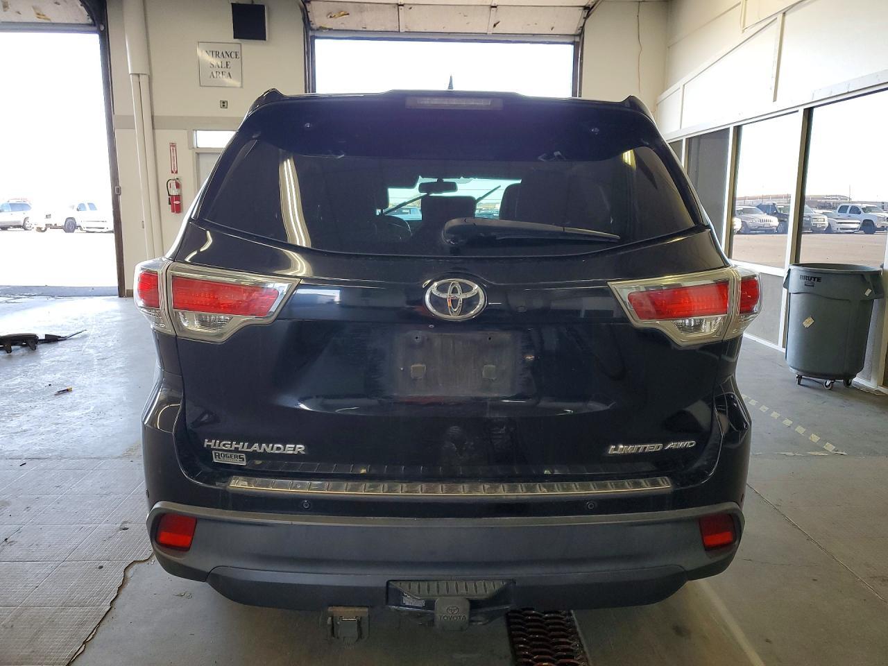 2015 TOYOTA HIGHLANDER