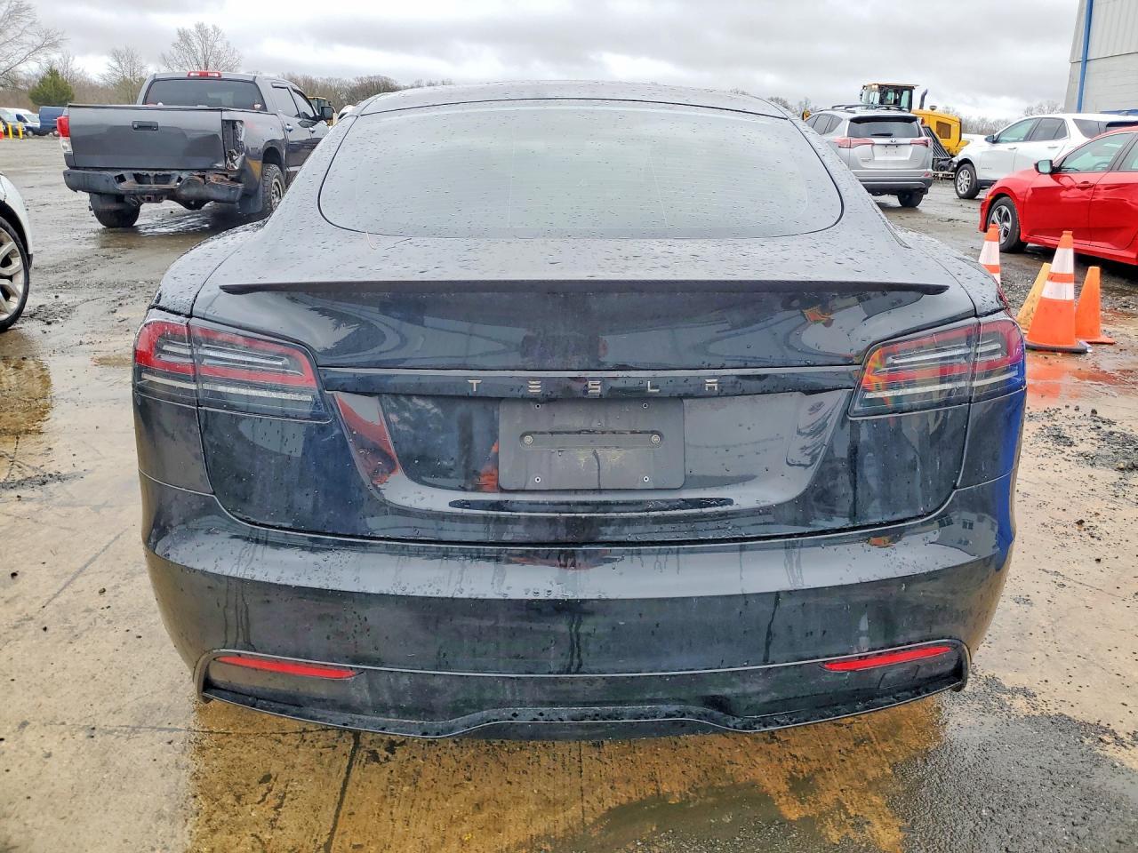 2024 TESLA MODEL S