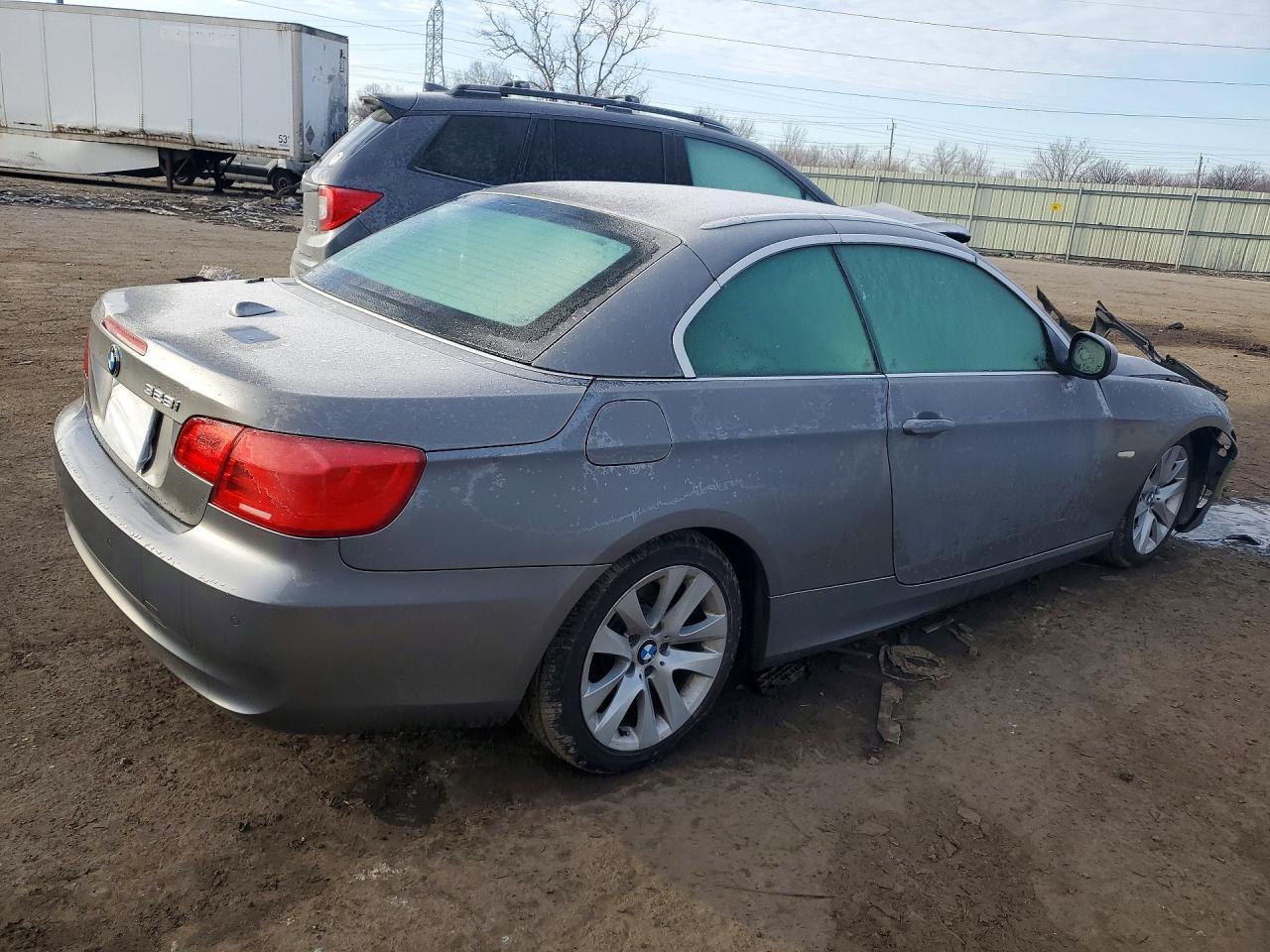 2011 BMW 3 SERIES