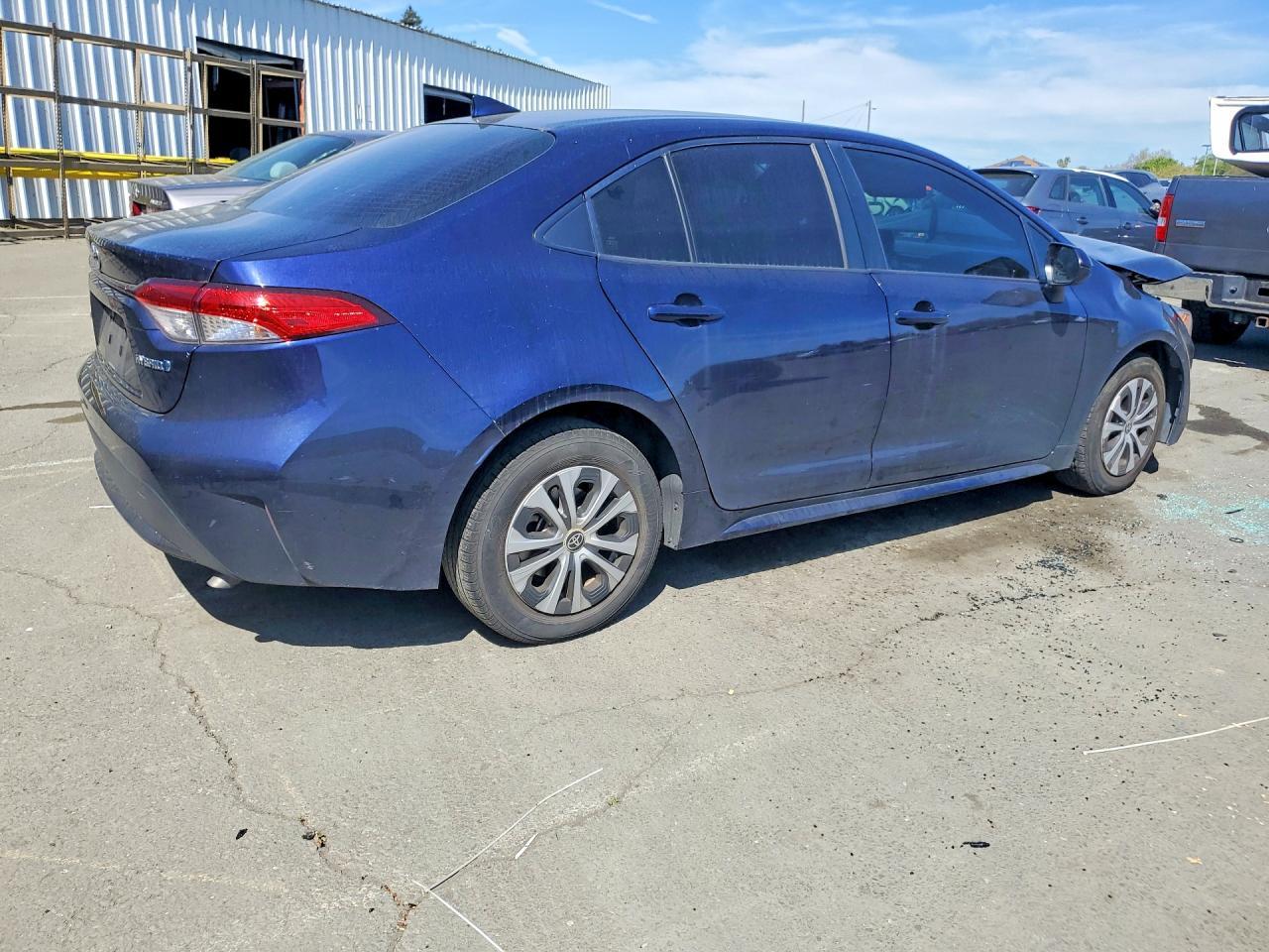 2022 TOYOTA COROLLA