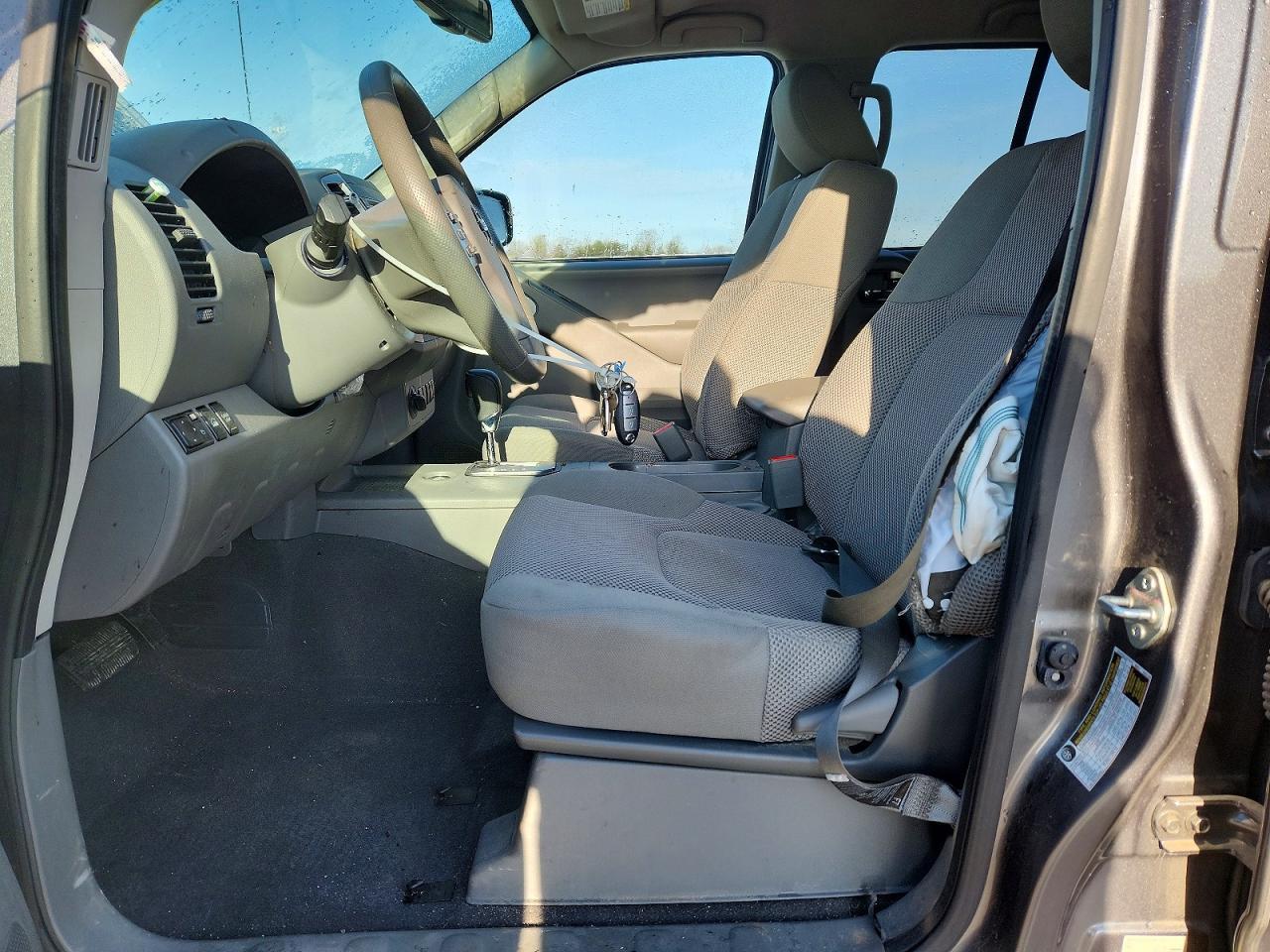 2021 NISSAN Frontier