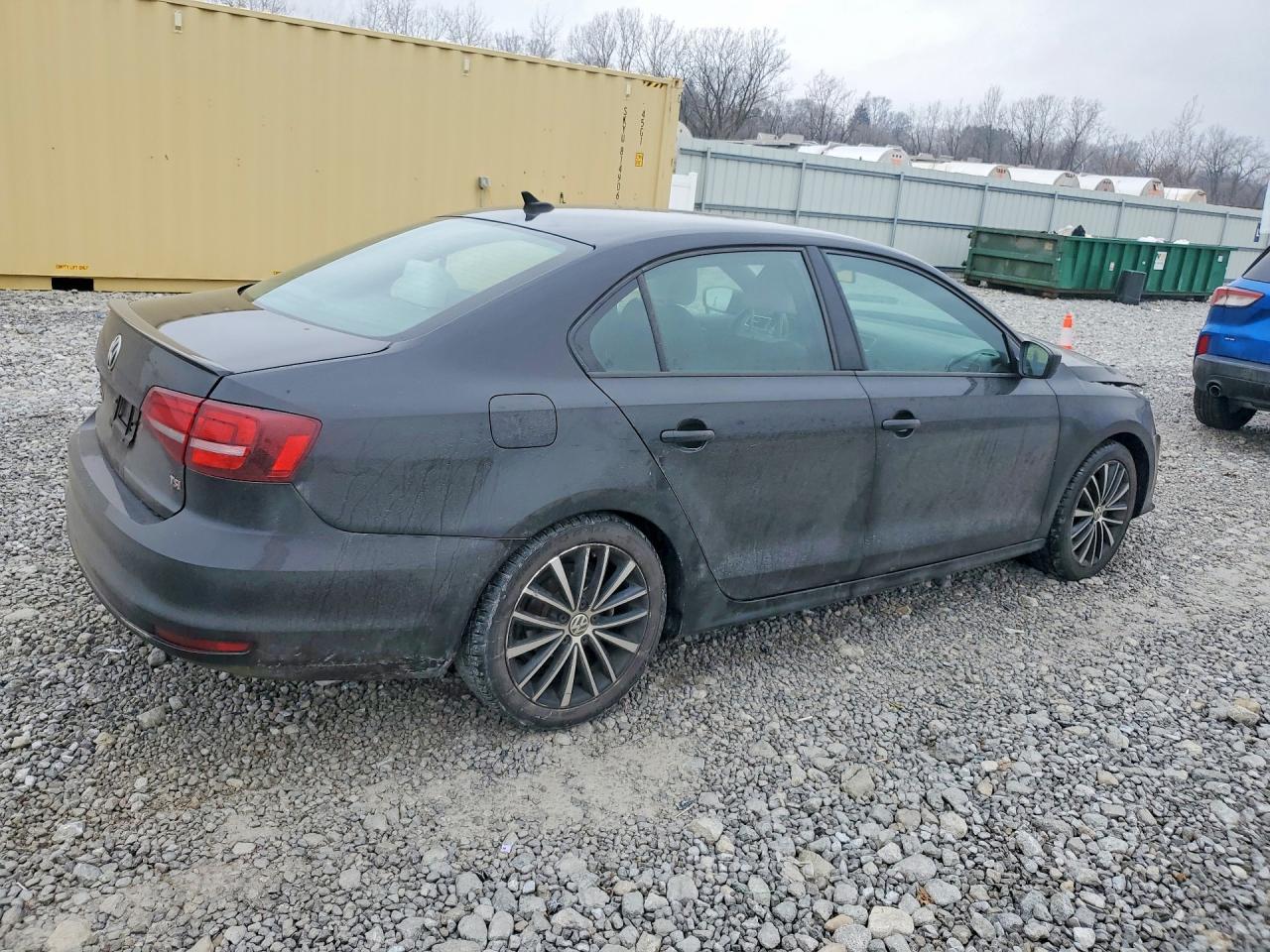 2016 VOLKSWAGEN JETTA