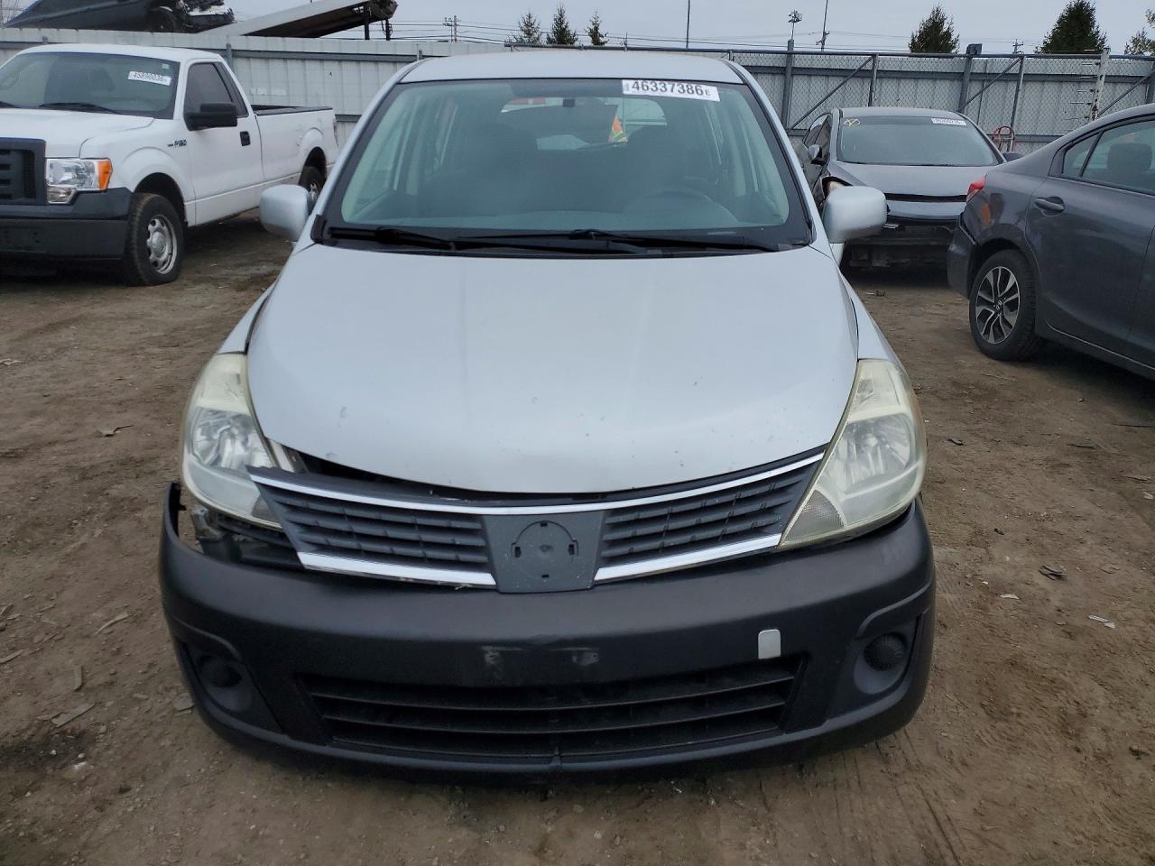 2009 NISSAN VERSA