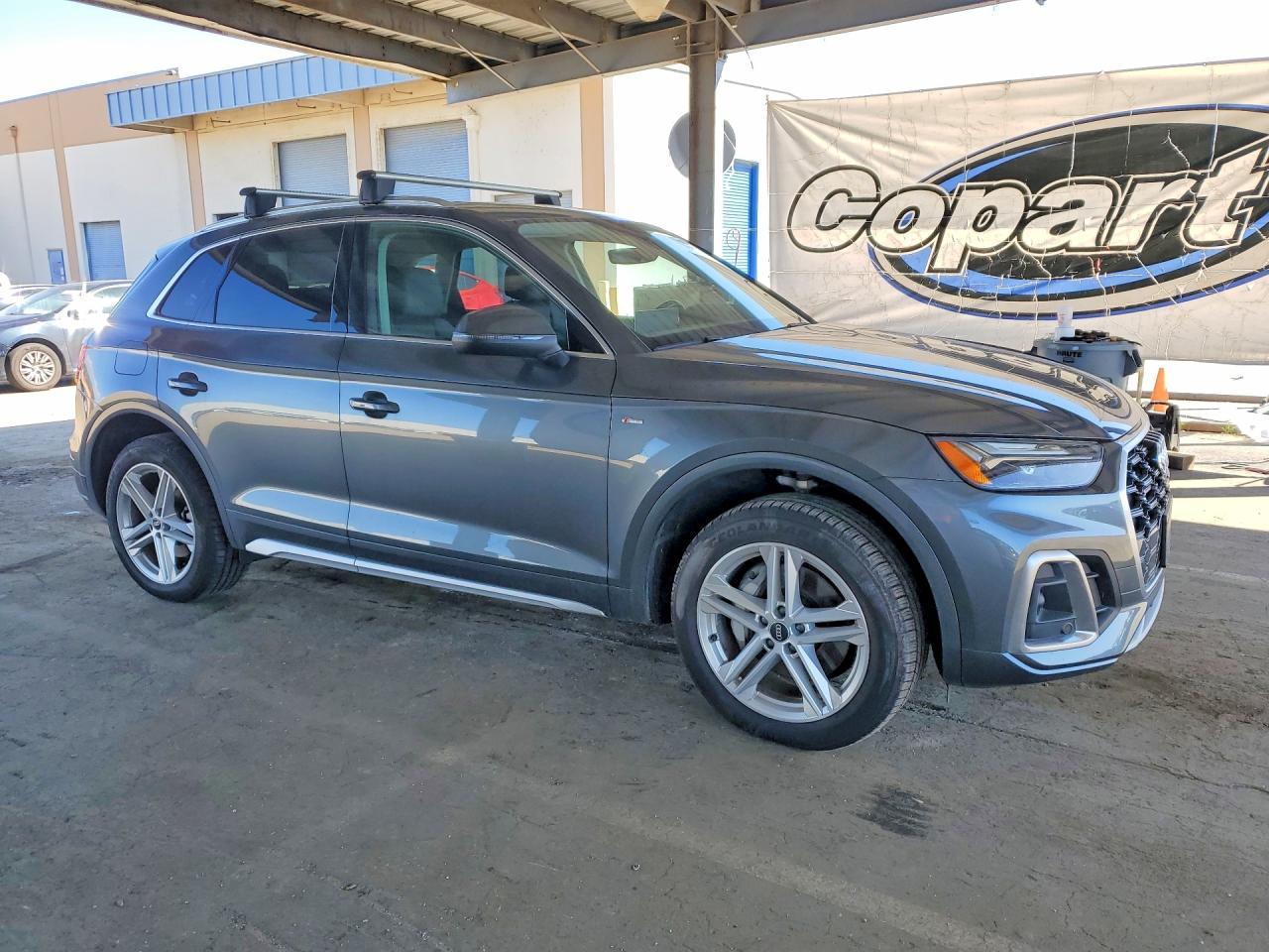 2021 AUDI Q5