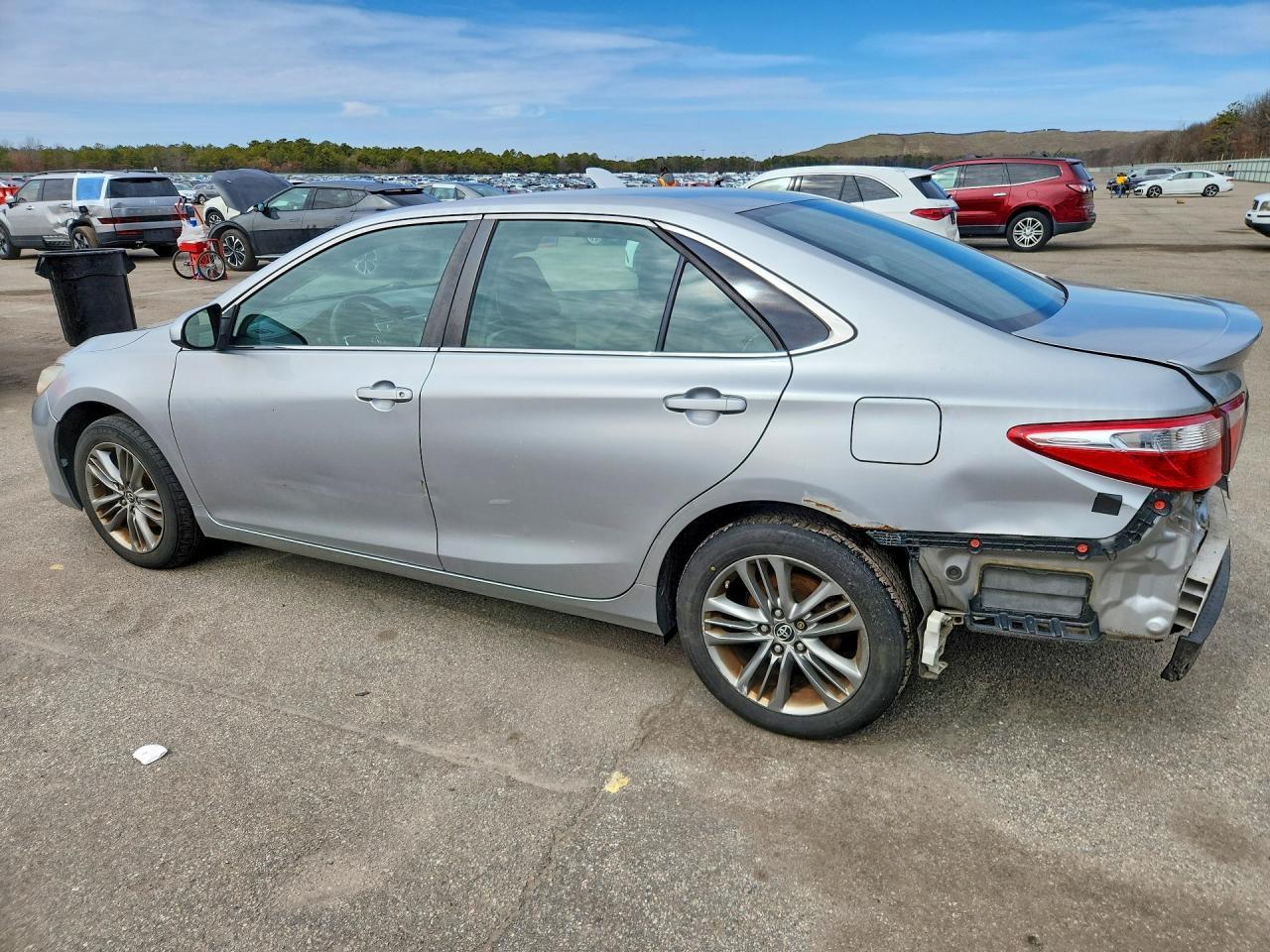 2016 TOYOTA CAMRY