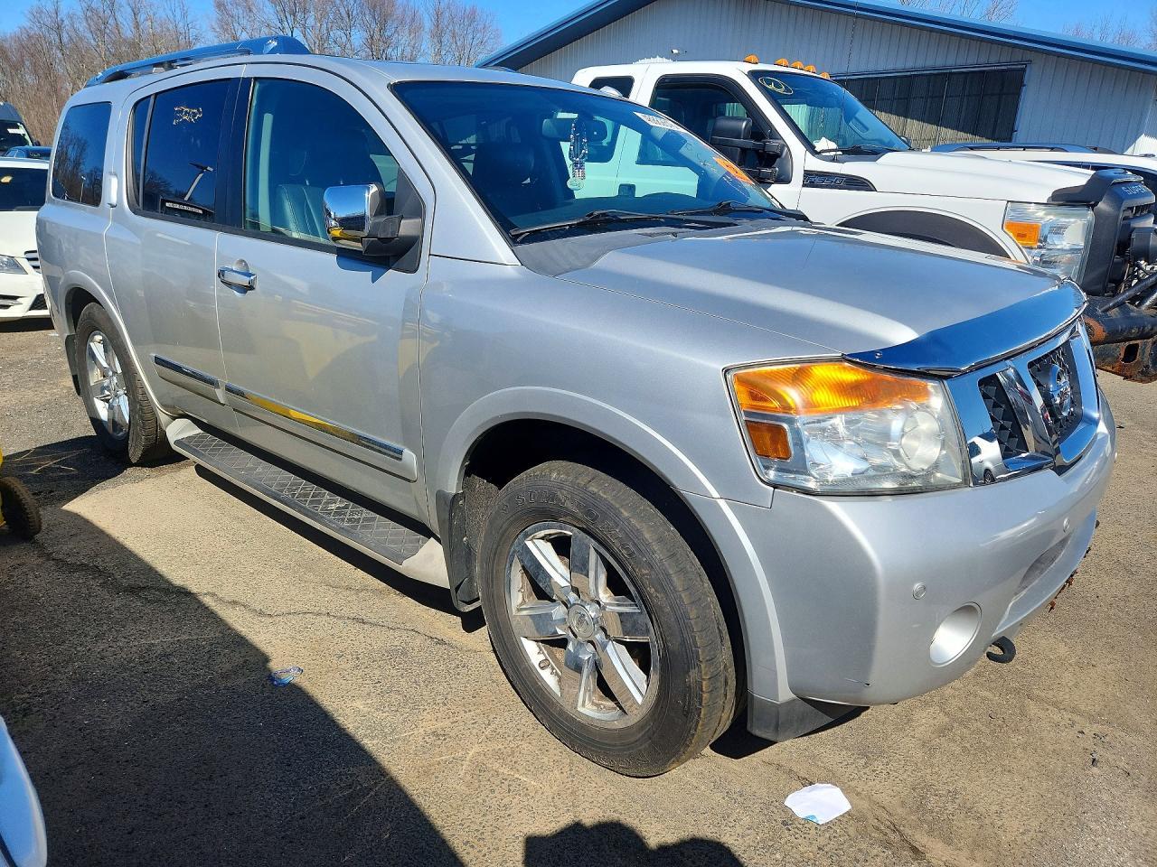 2013 NISSAN Armada
