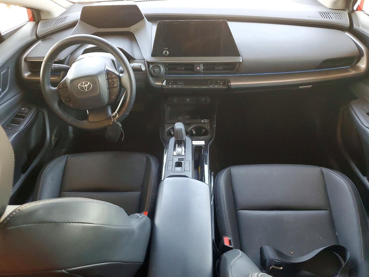 2024 TOYOTA PRIUS