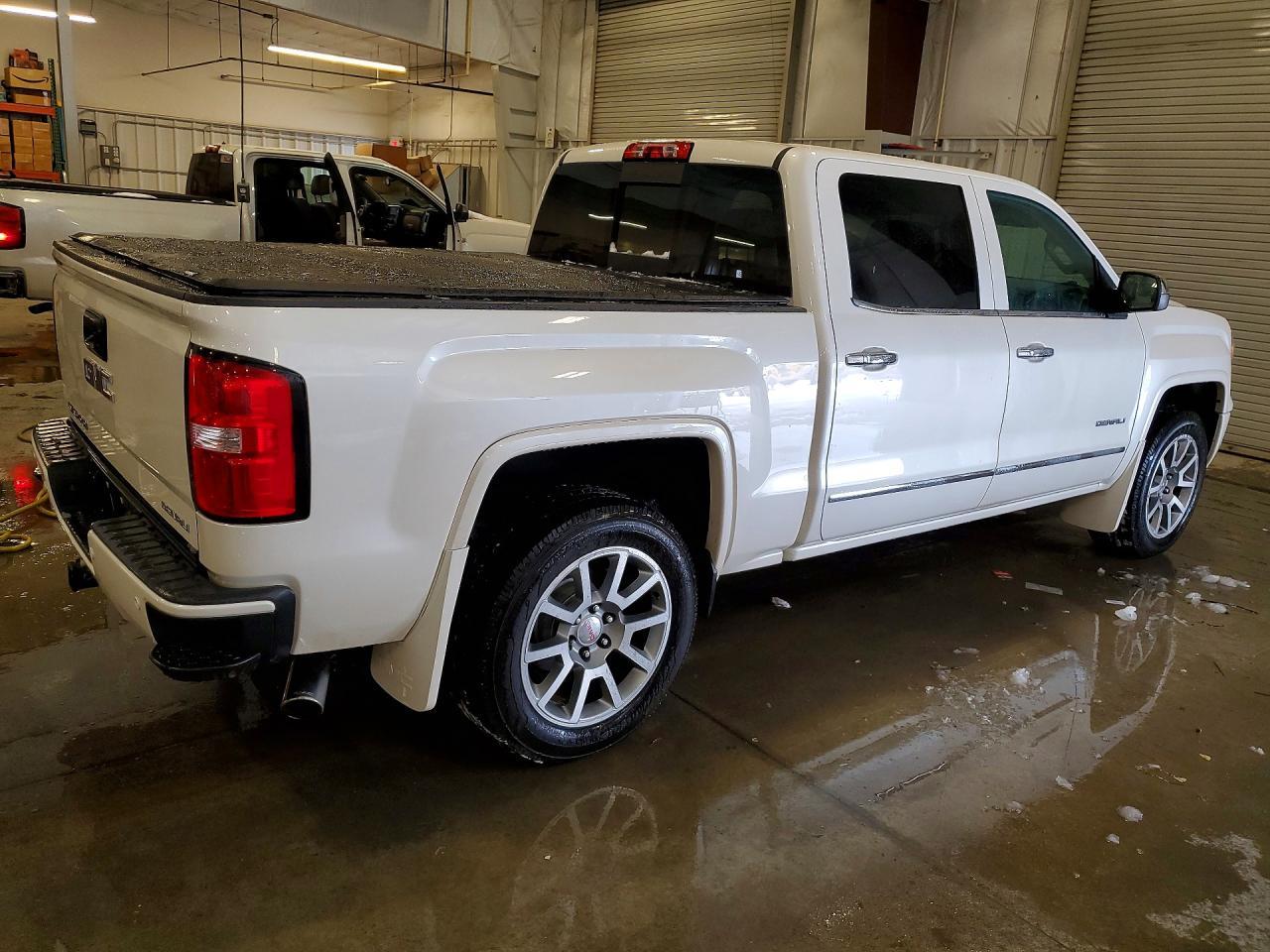 2015 GMC Sierra