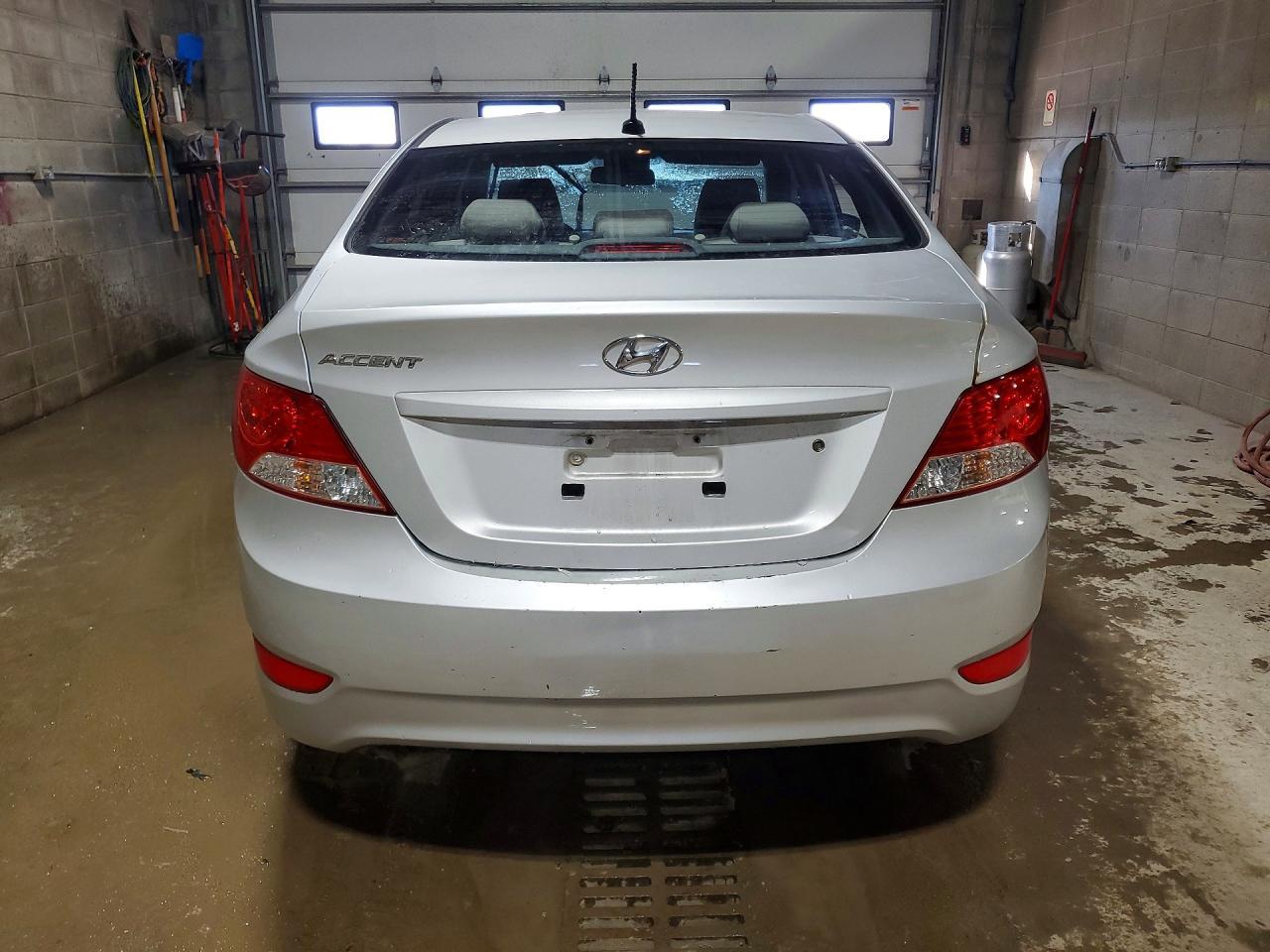 2012 HYUNDAI ACCENT