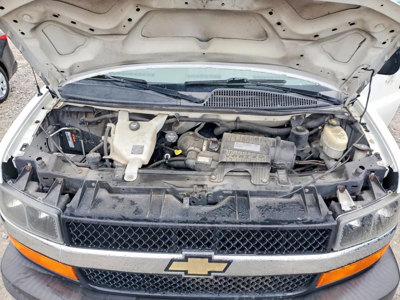 2017 CHEVROLET EXPRESS 2500