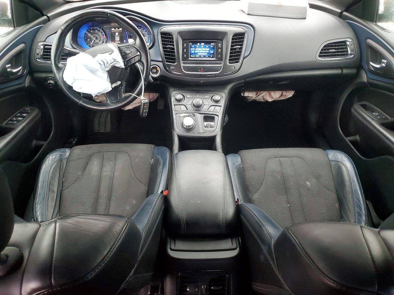 2015 CHRYSLER 200