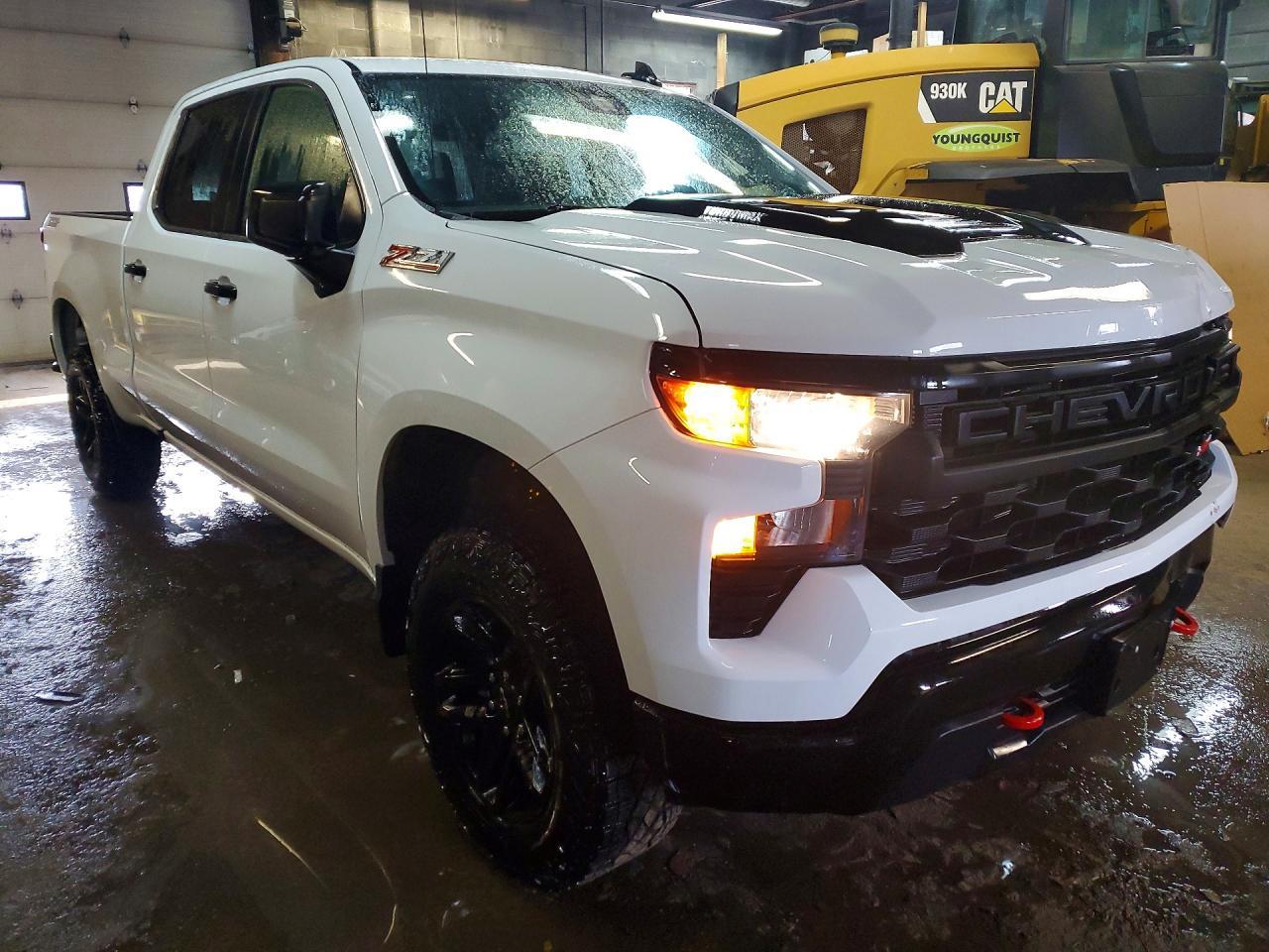 2024 CHEVROLET Silverado