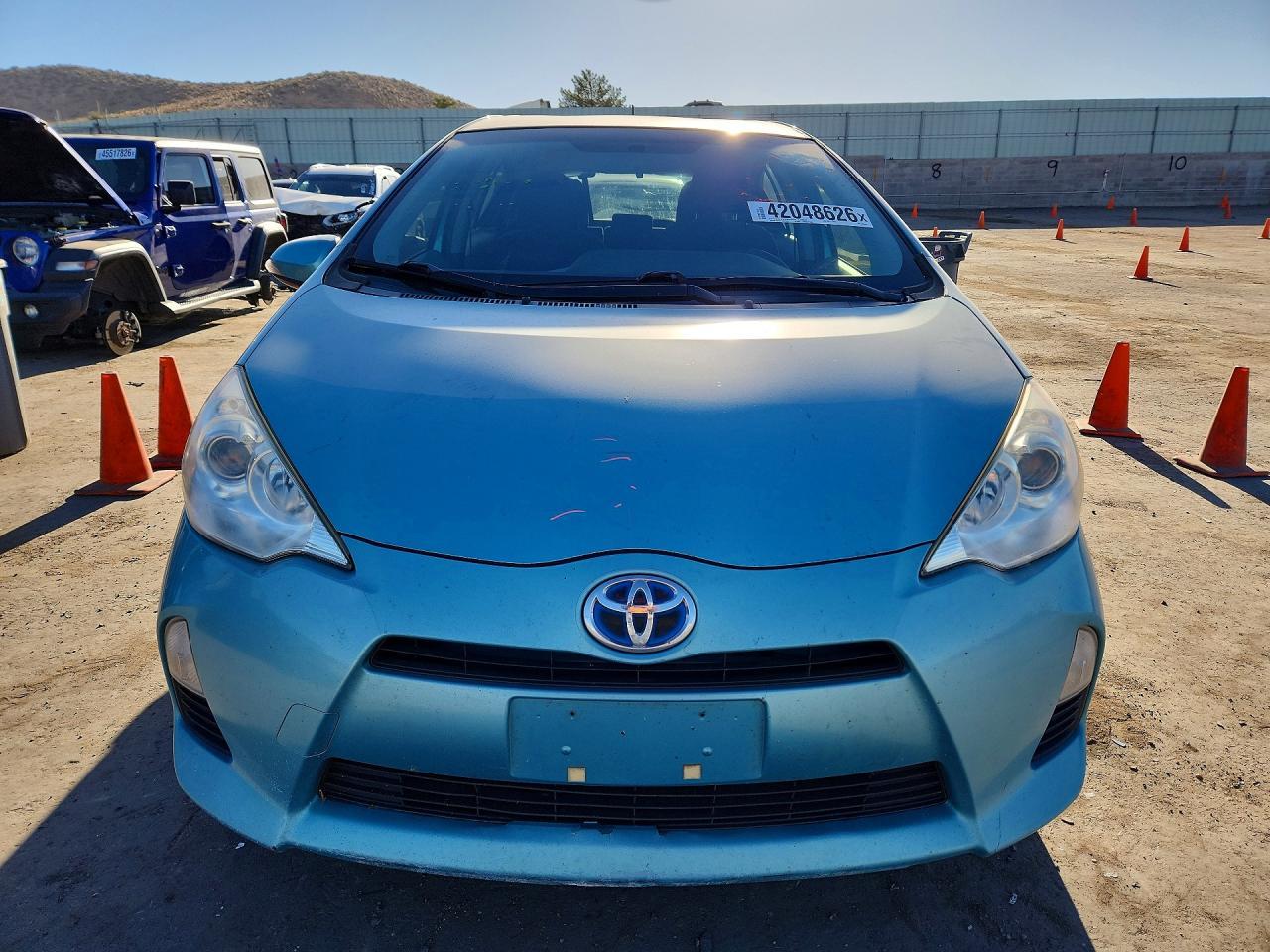 2012 TOYOTA Prius c