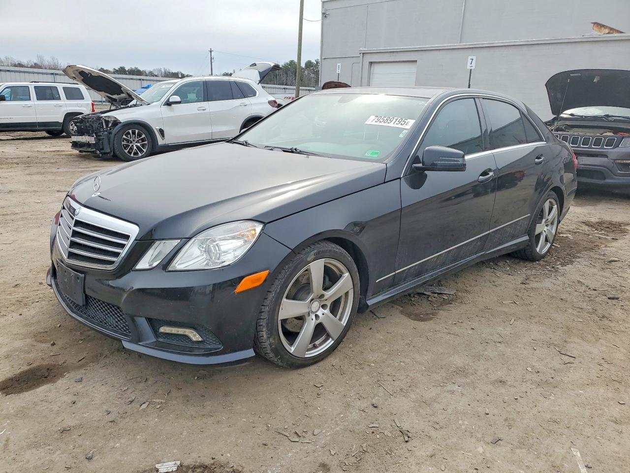 2011 MERCEDES-BENZ E-Class