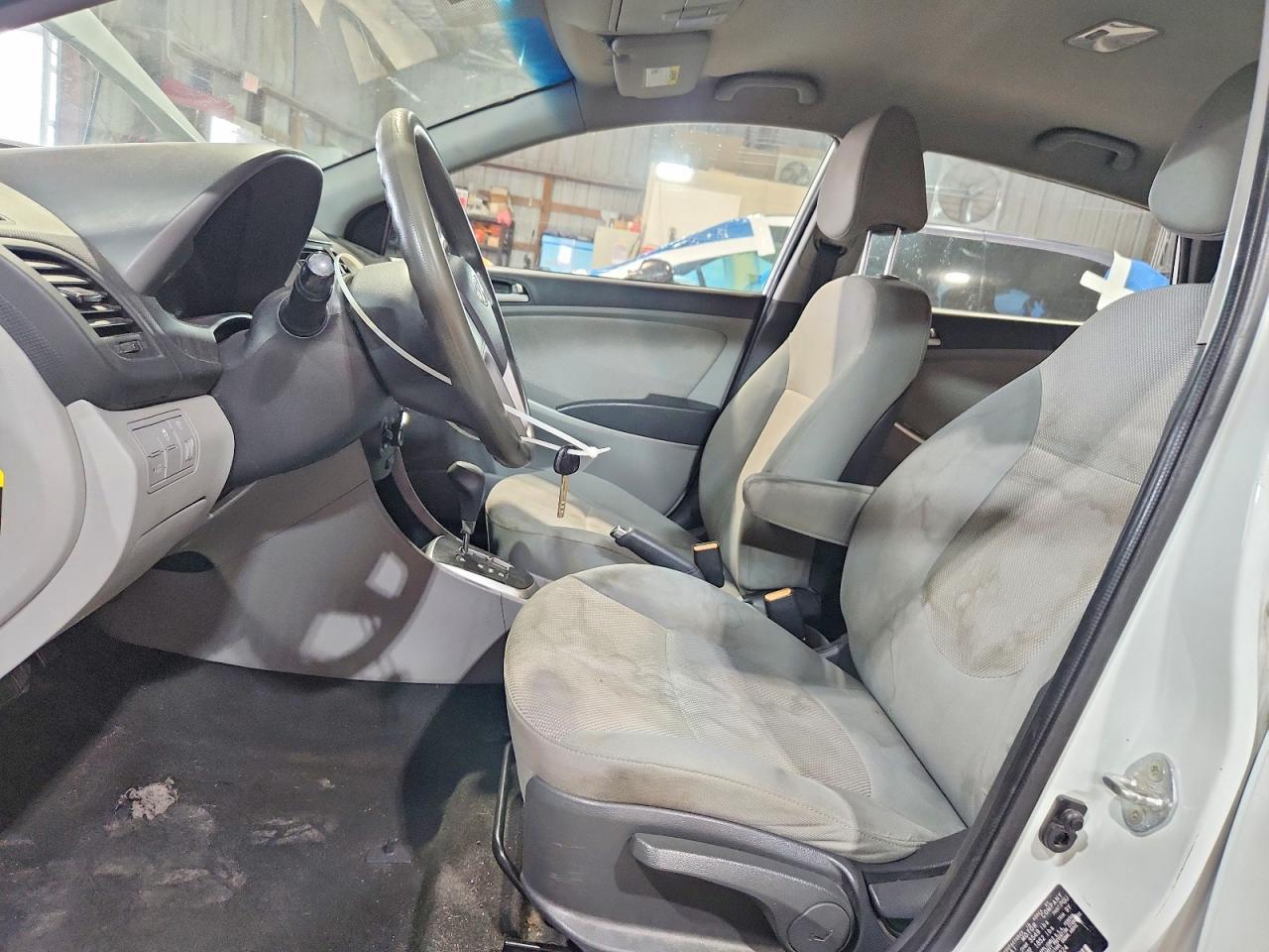 2014 HYUNDAI ACCENT