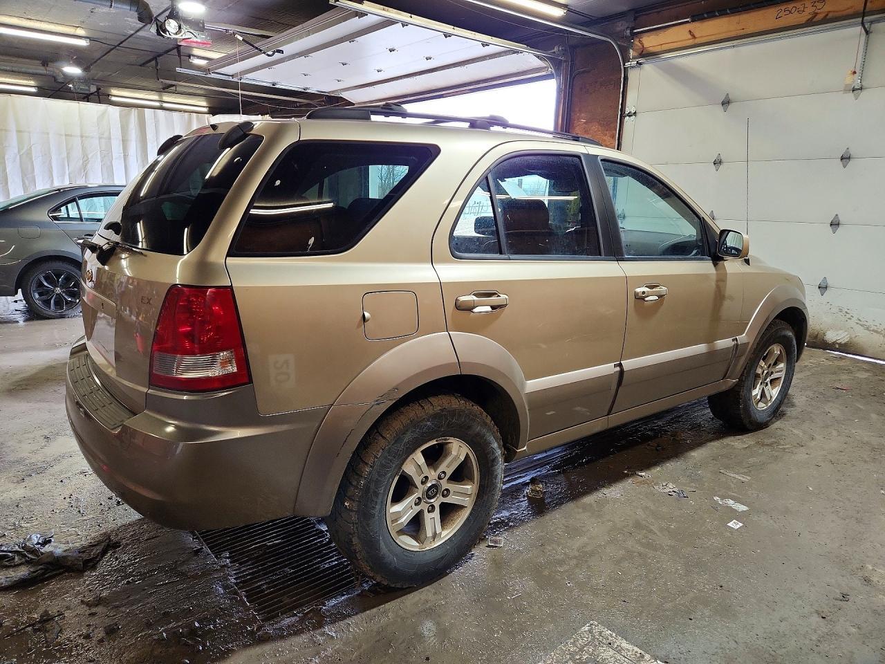 2003 KIA SORENTO
