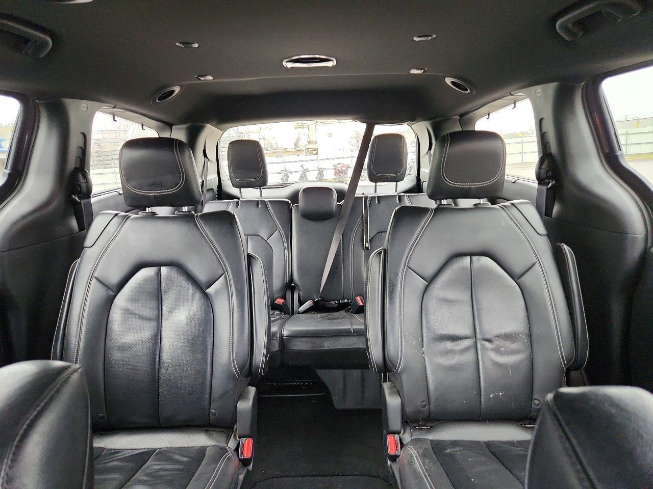 2021 CHRYSLER Pacifica