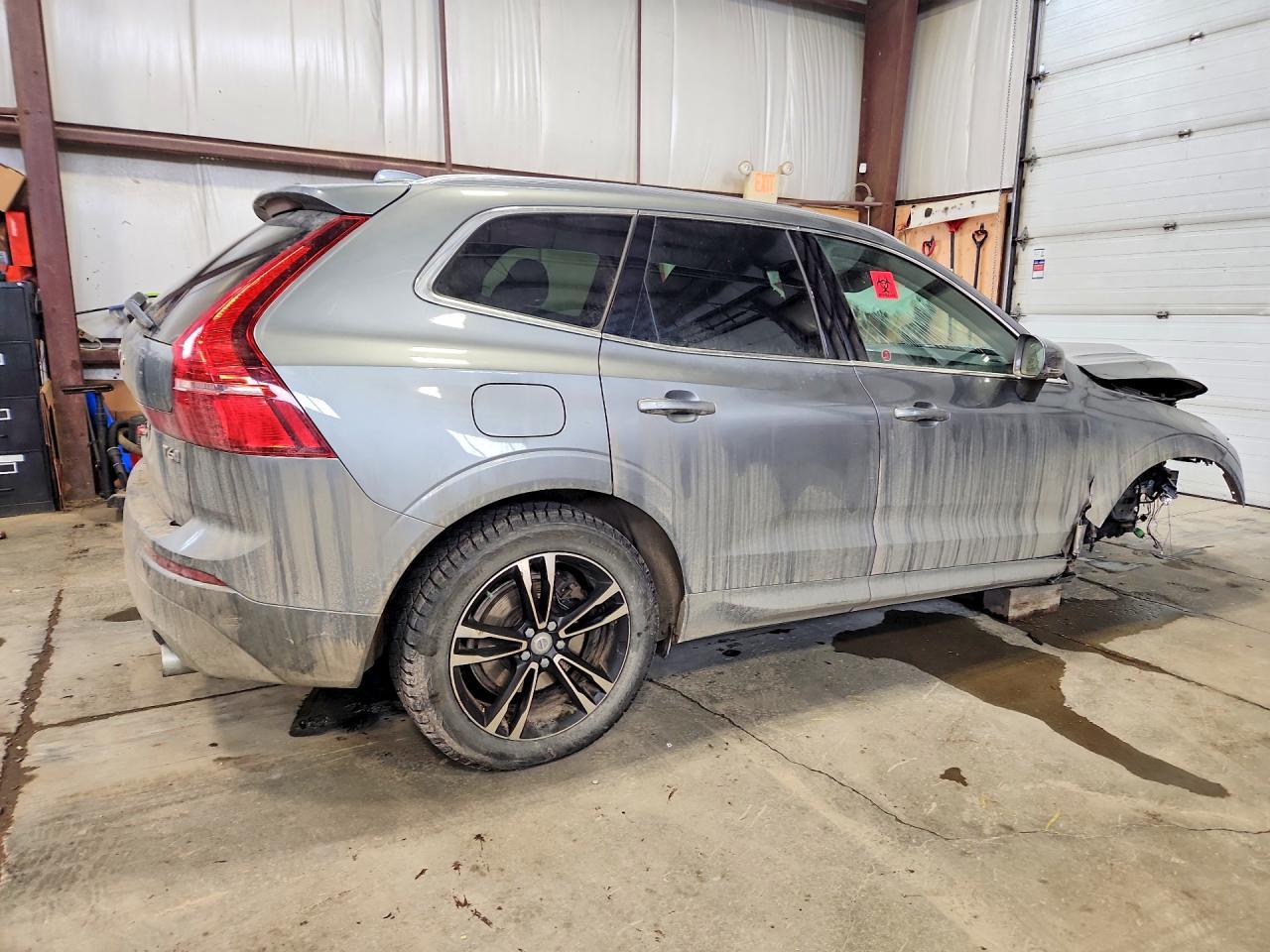 2020 VOLVO XC60