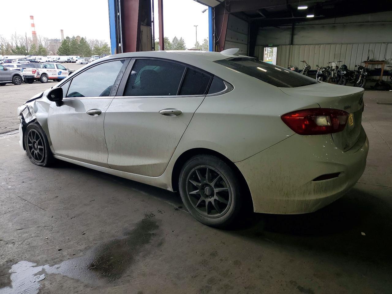 2016 CHEVROLET CRUZE