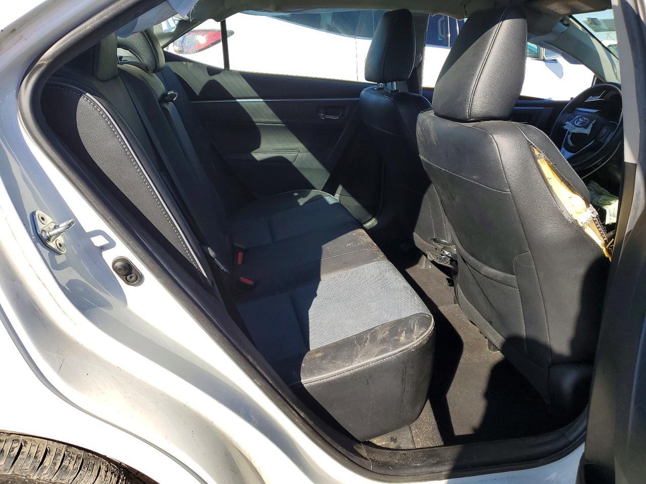 2016 TOYOTA COROLLA