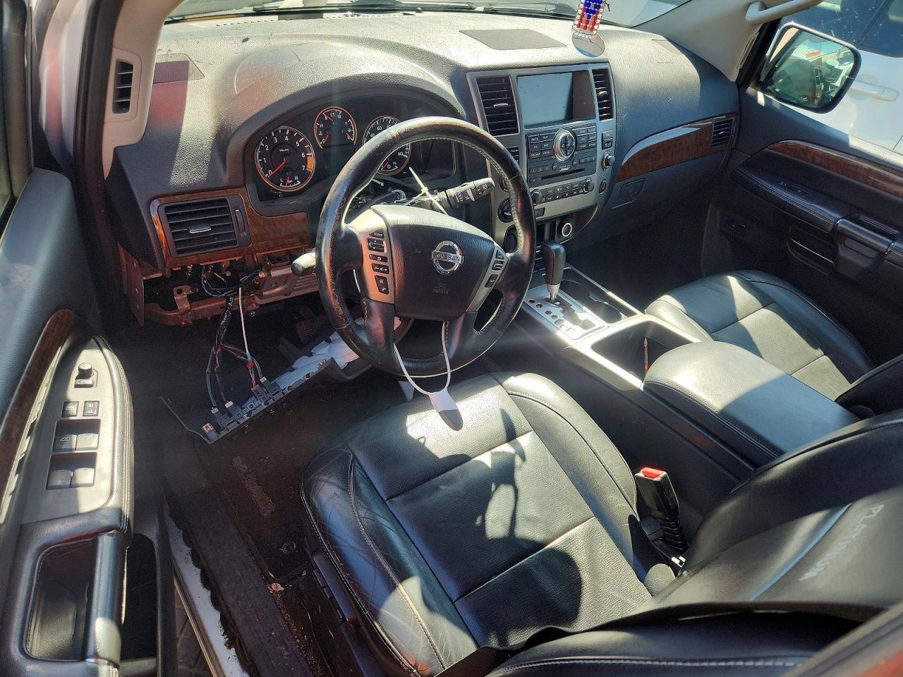 2013 NISSAN Armada