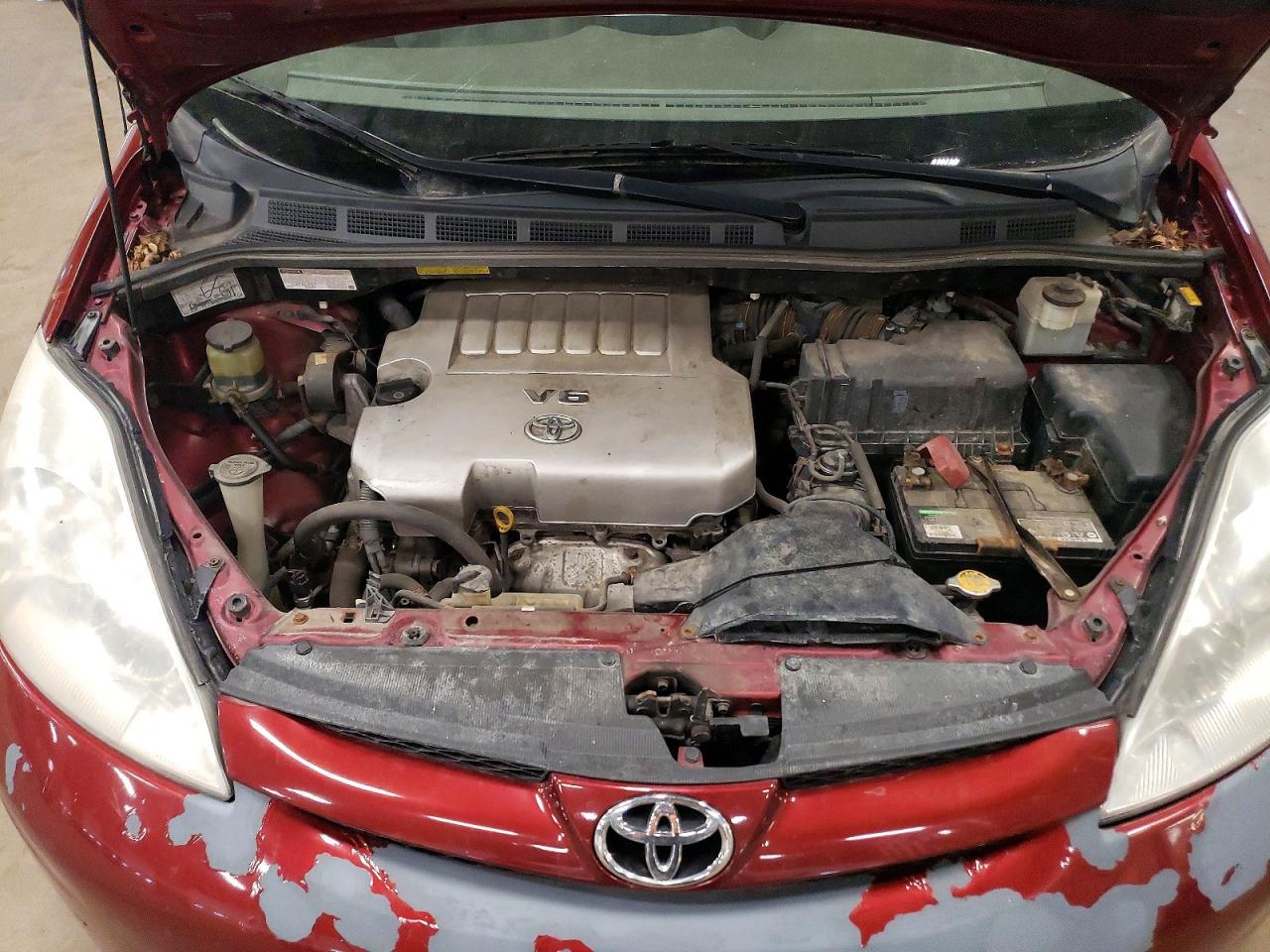 2008 TOYOTA SIENNA