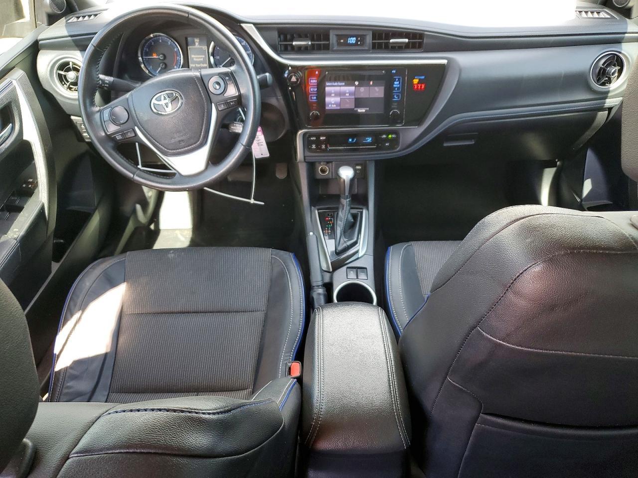 2019 TOYOTA COROLLA