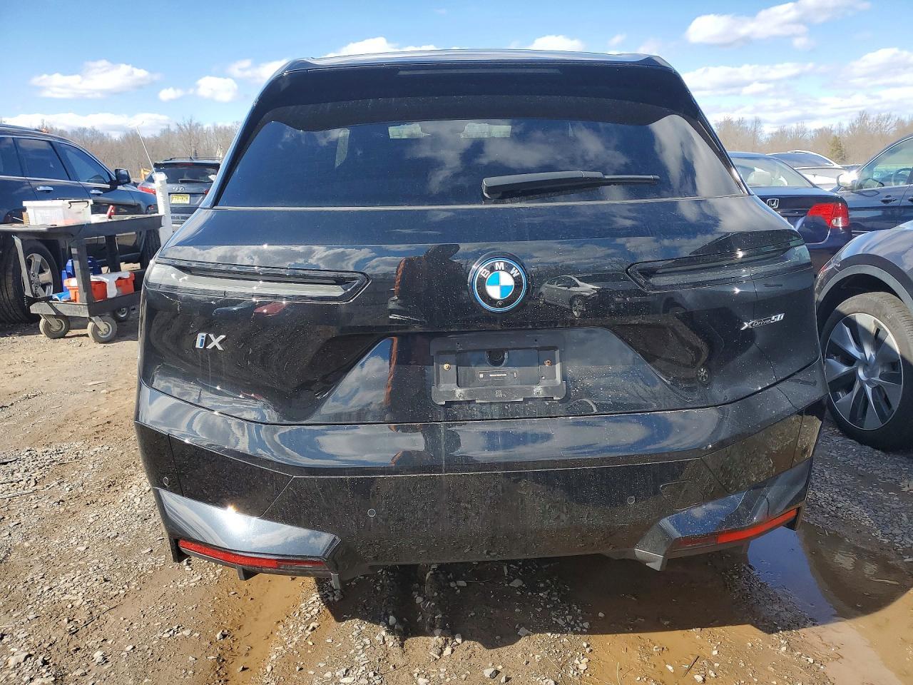 2024 BMW iX
