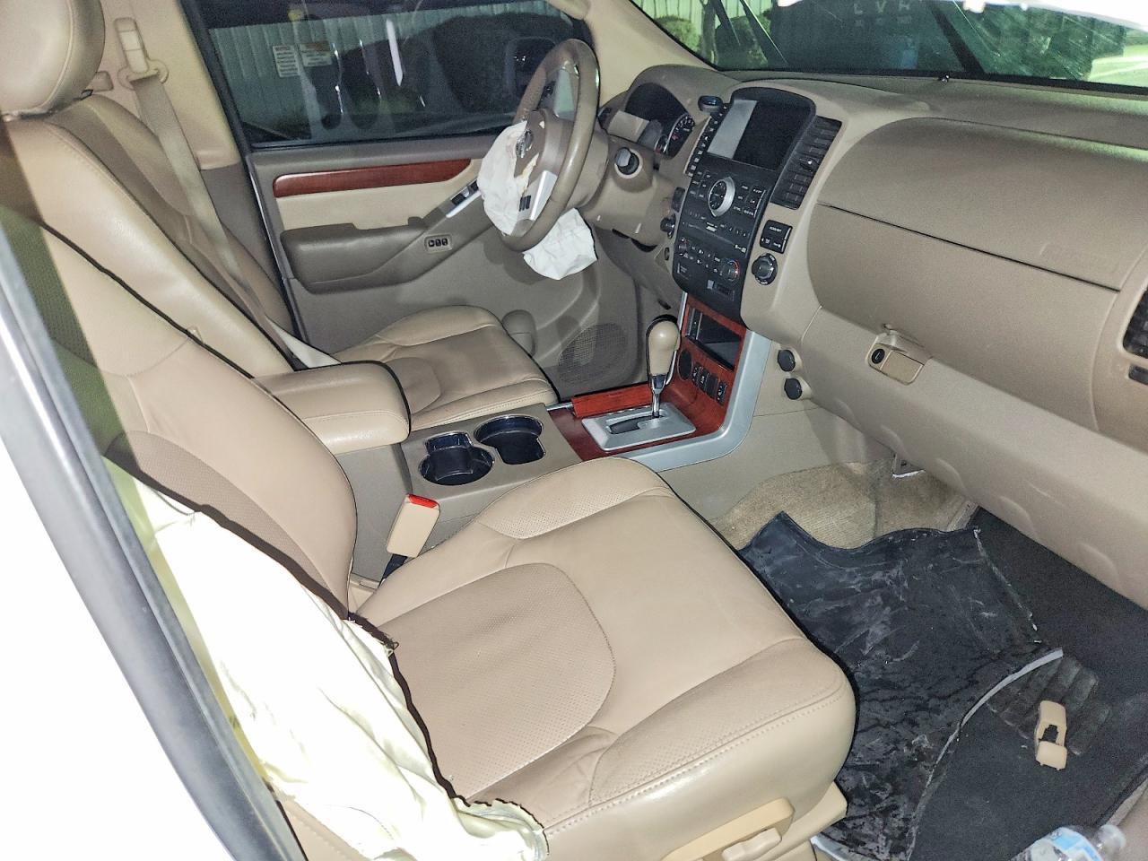 2012 NISSAN PATHFINDER