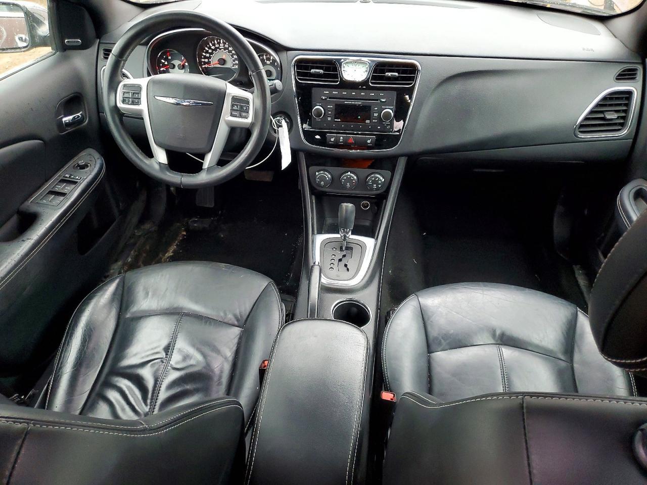 2013 CHRYSLER 200
