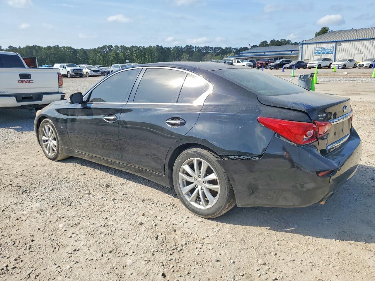 2014 INFINITI Q50