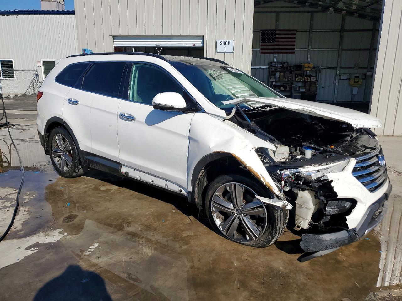 2016 HYUNDAI SANTA FE
