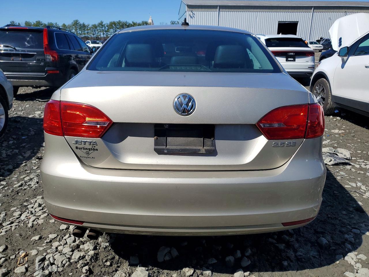 2012 VOLKSWAGEN JETTA