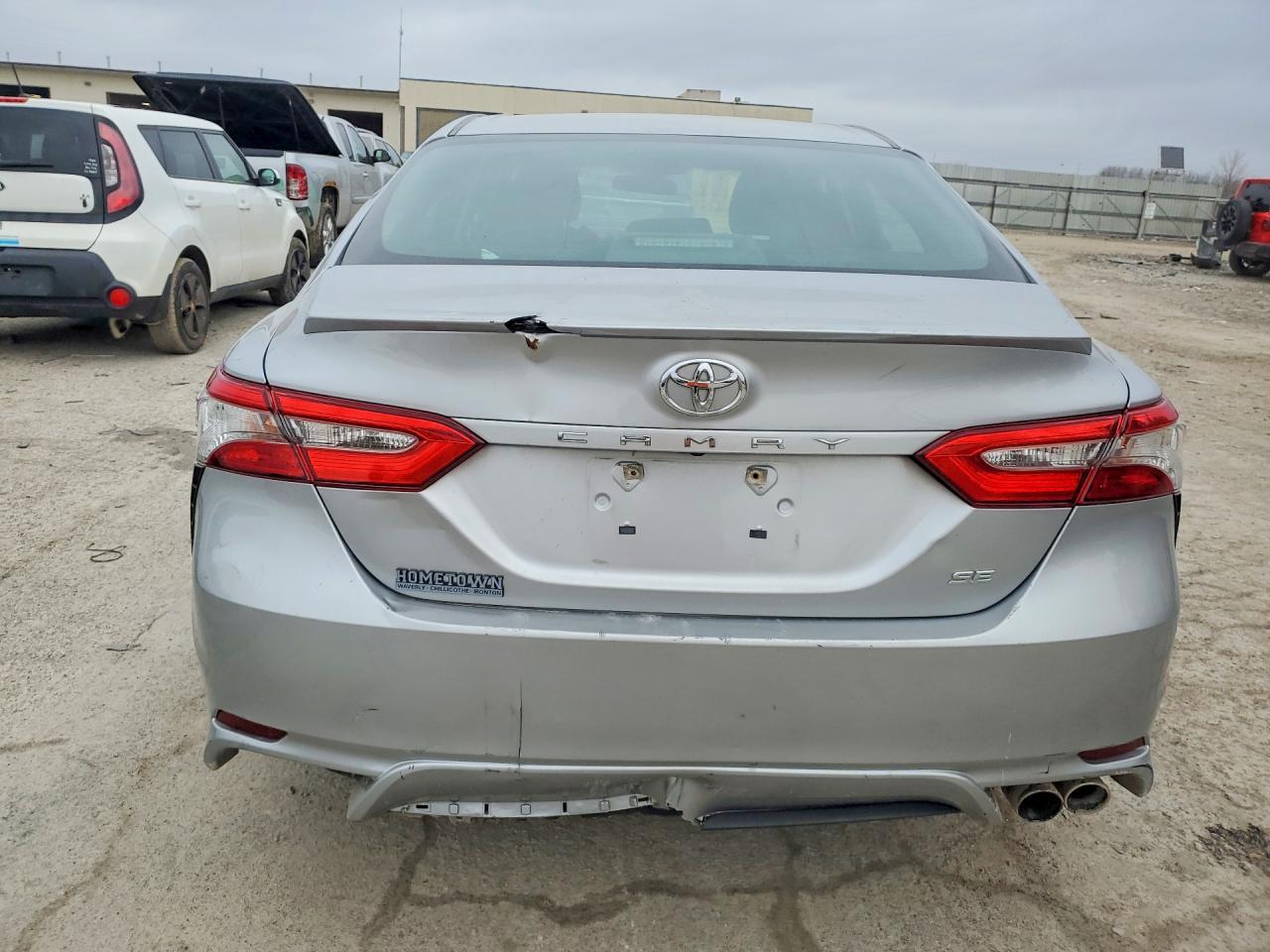2018 TOYOTA CAMRY