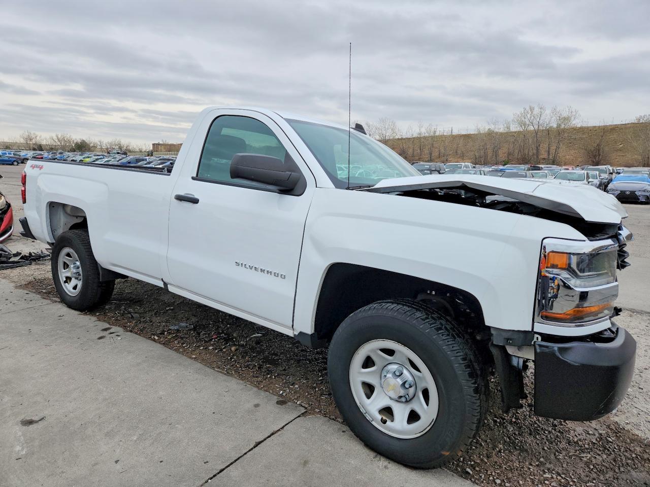 2017 CHEVROLET Silverado