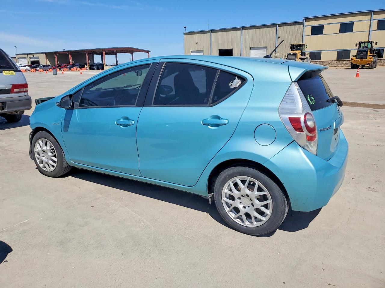 2013 TOYOTA Prius c