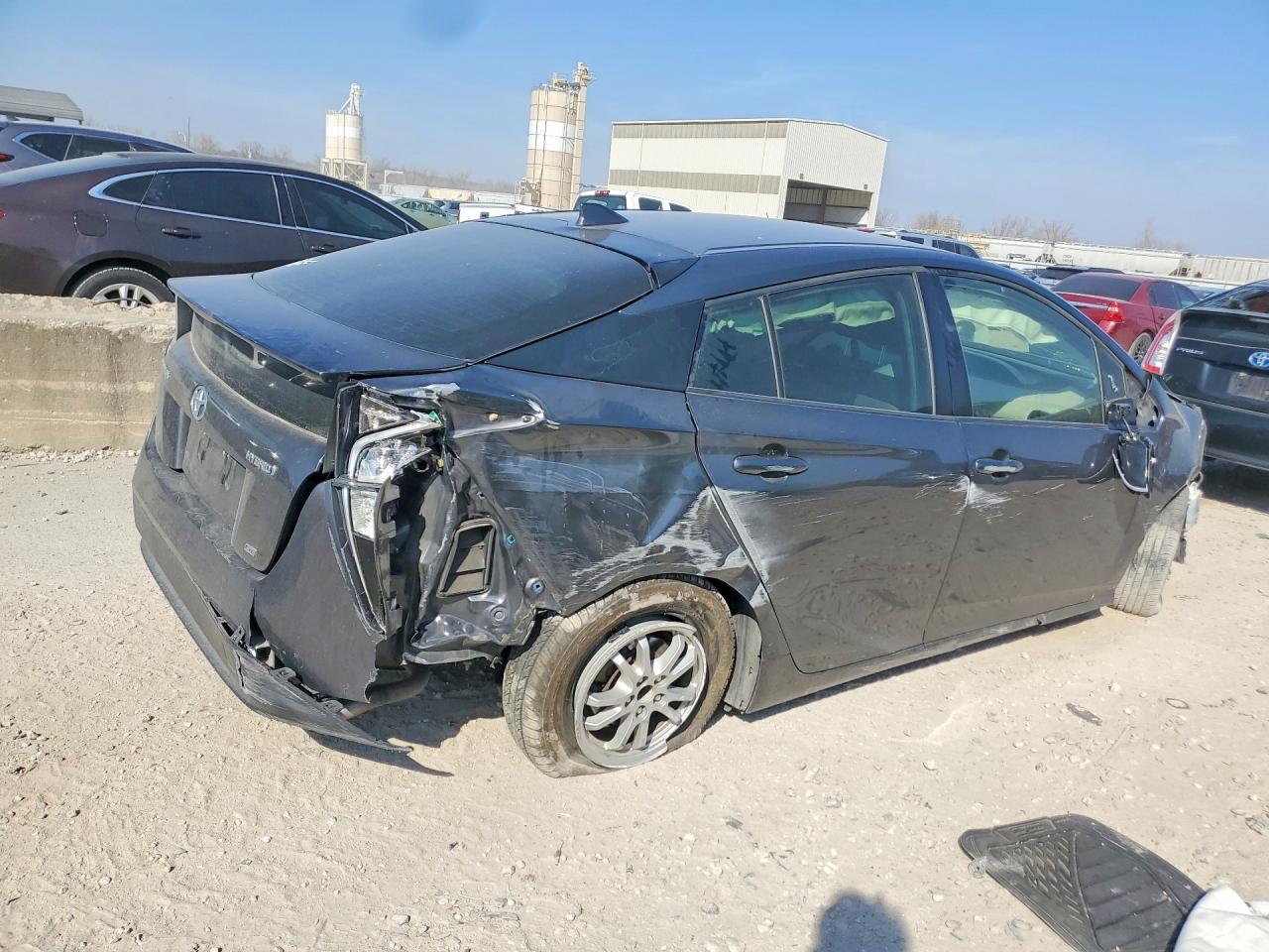 2016 TOYOTA PRIUS