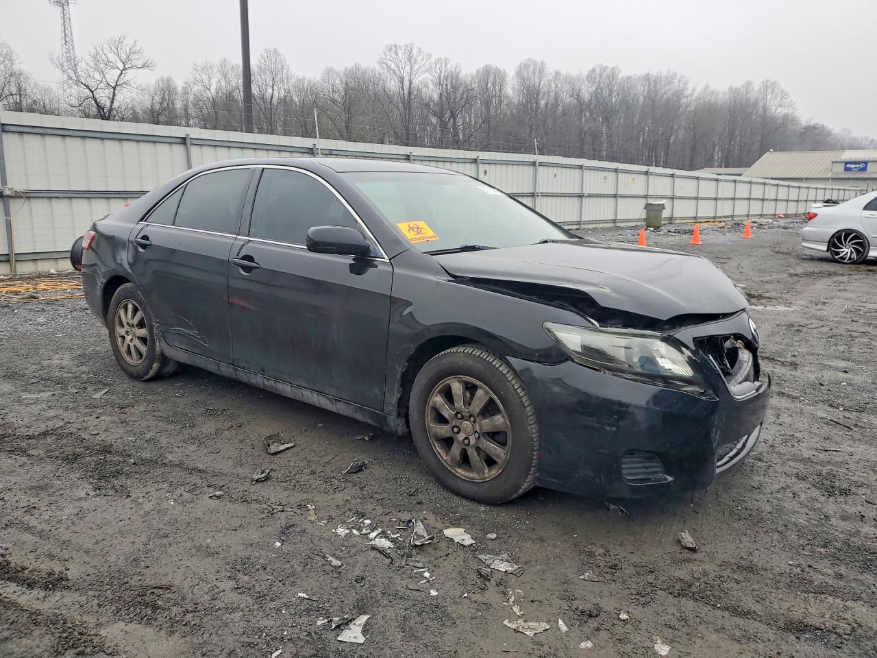2011 TOYOTA CAMRY